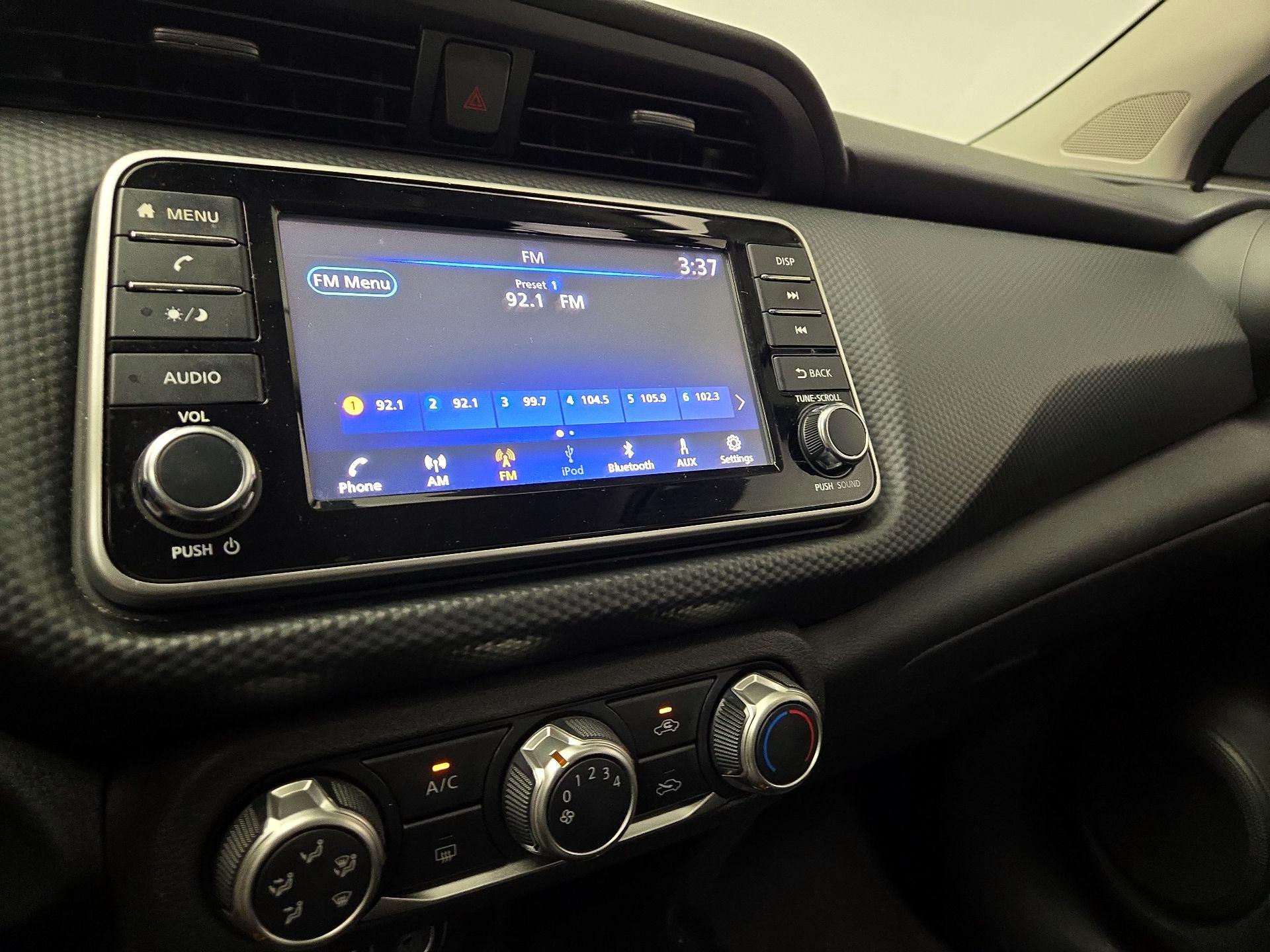 Thumbnail: 2021 Nissan Kicks - 15