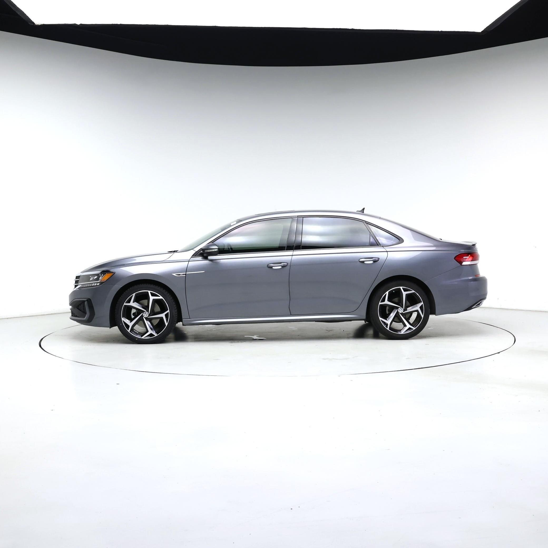 Thumbnail: 2021 Volkswagen Passat - 3