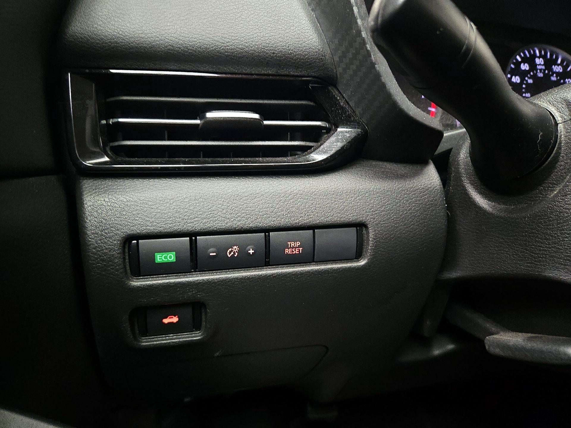 Thumbnail: 2020 Nissan Sentra - 13