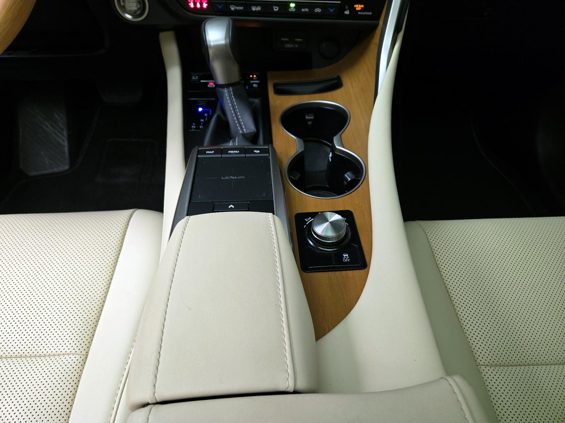 Thumbnail: 2021 Lexus RX - 18