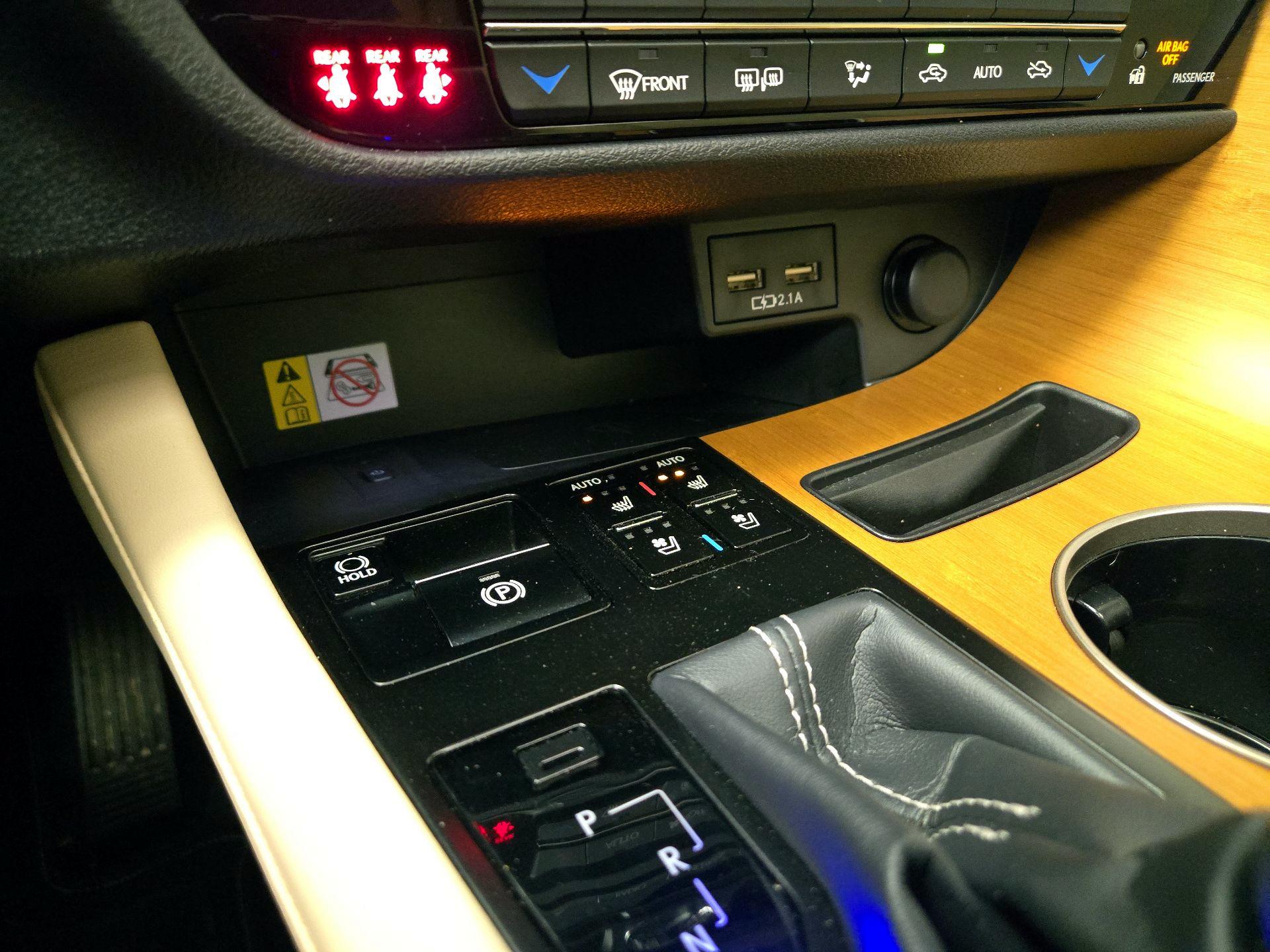 Thumbnail: 2021 Lexus RX - 19