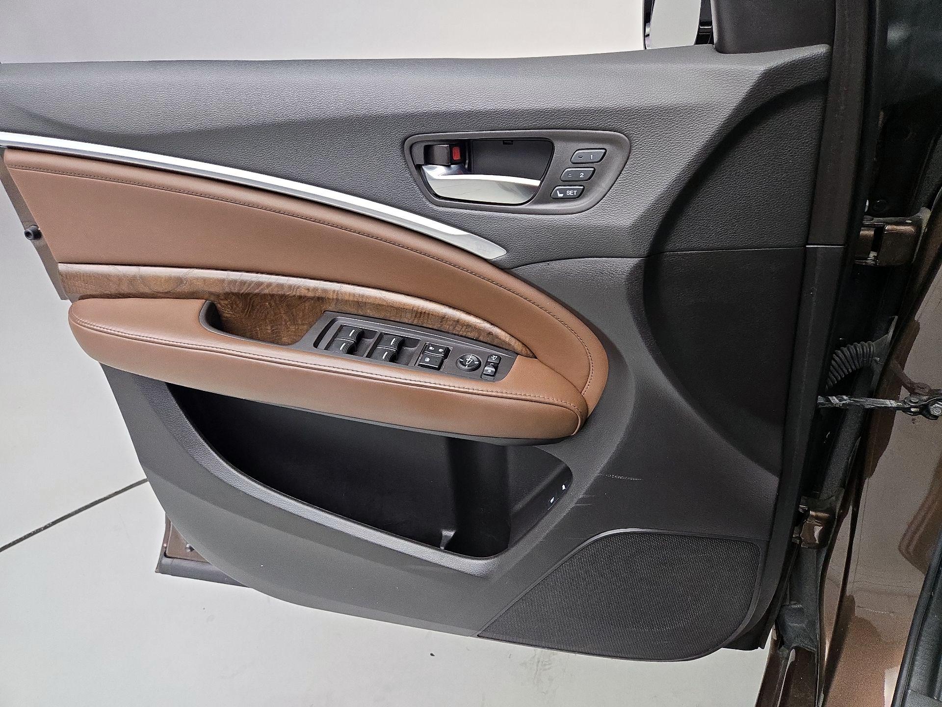 Thumbnail: 2019 Acura MDX - 12