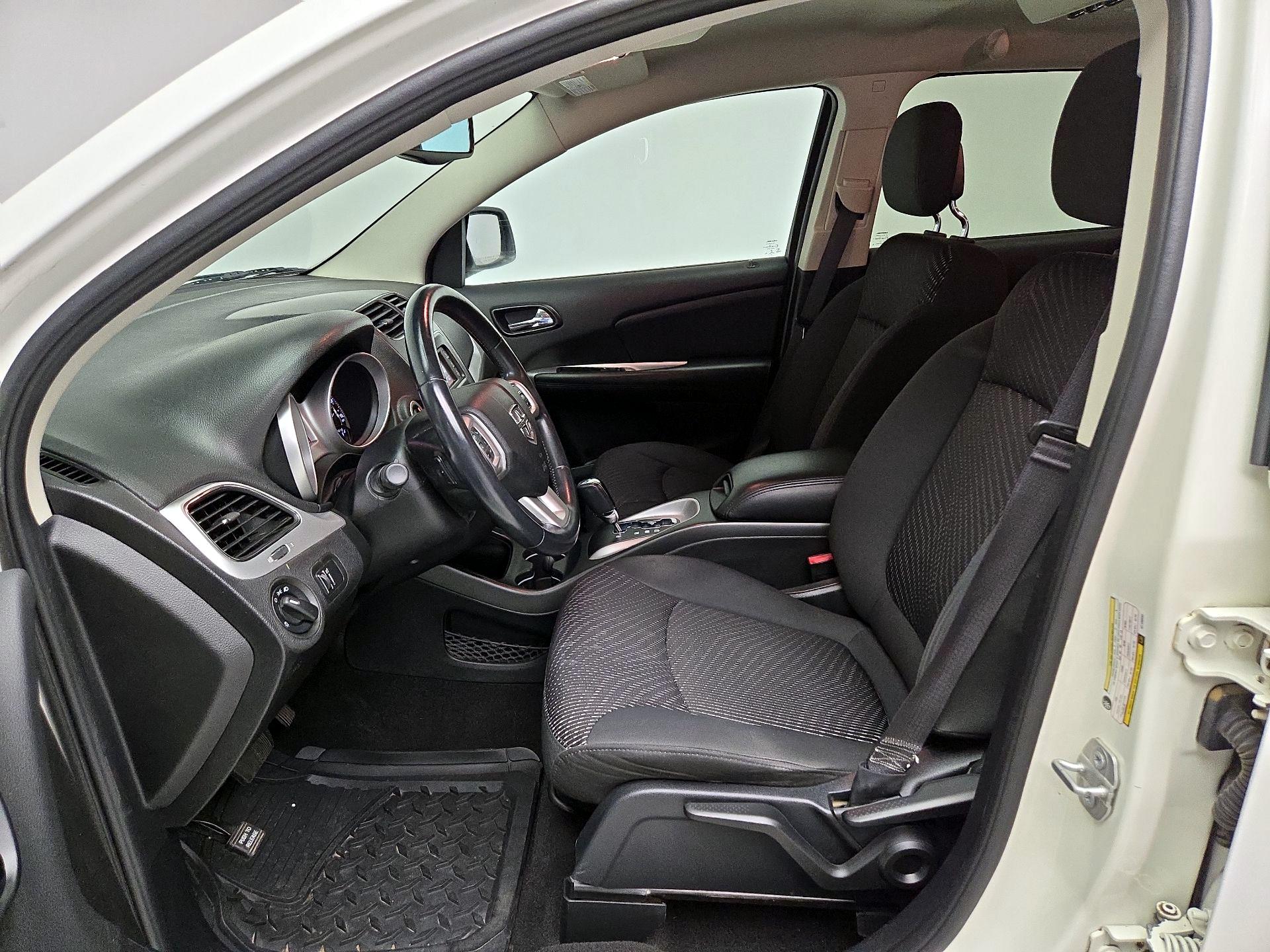 Thumbnail: 2016 Dodge Journey - 11