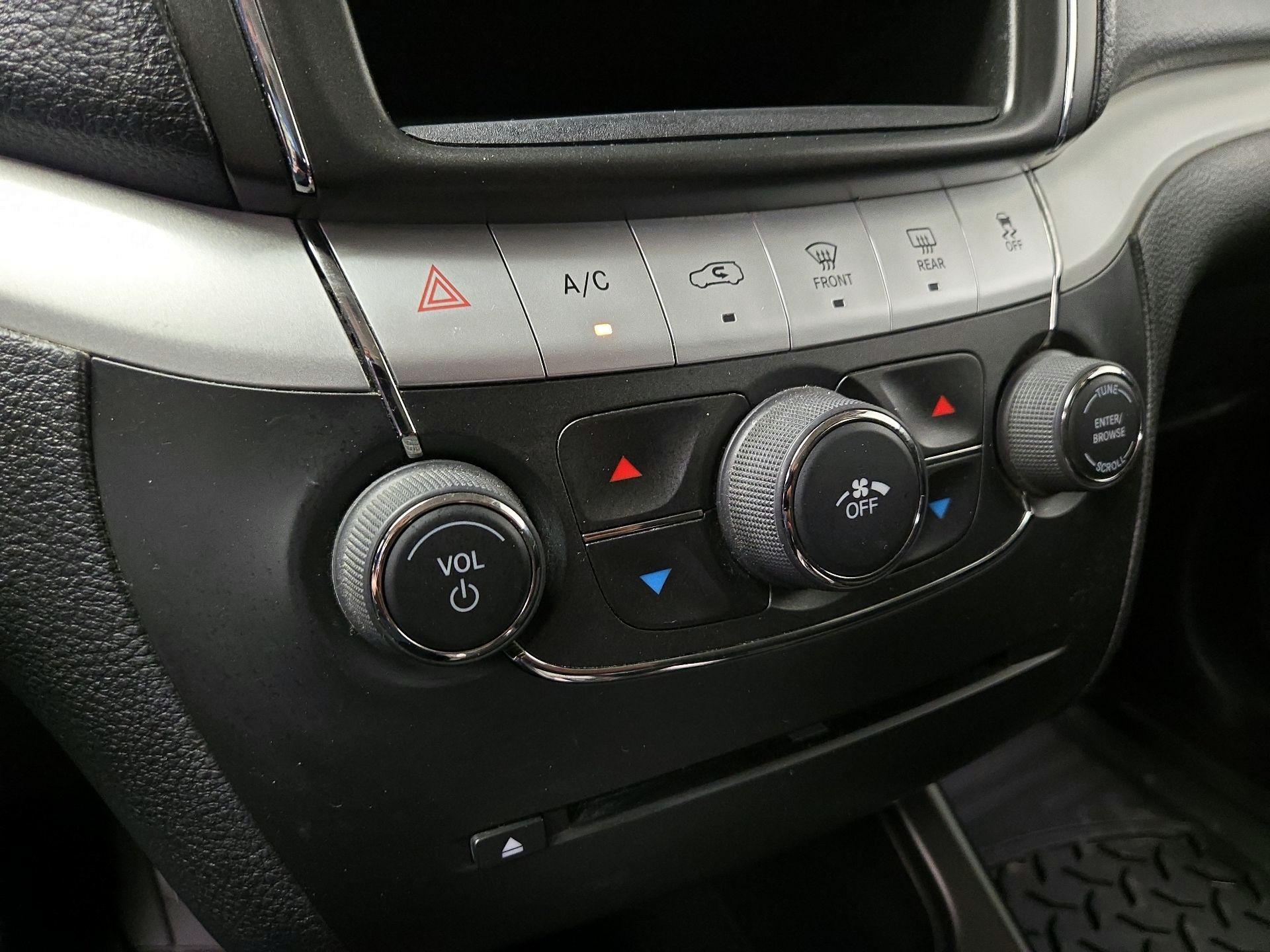 Thumbnail: 2016 Dodge Journey - 15