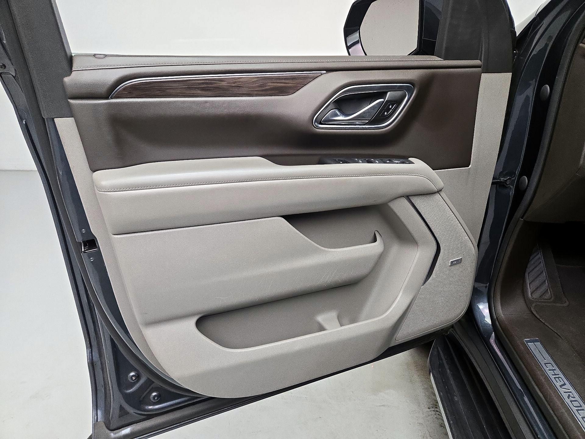 Thumbnail: 2021 Chevrolet Tahoe - 12