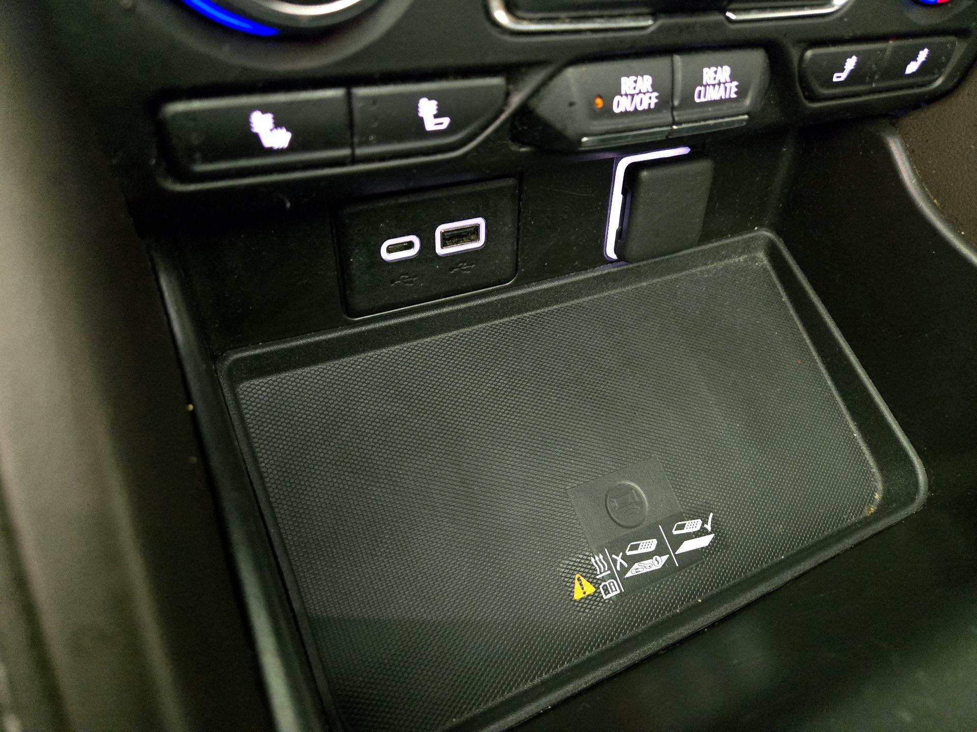 Thumbnail: 2021 Chevrolet Tahoe - 17