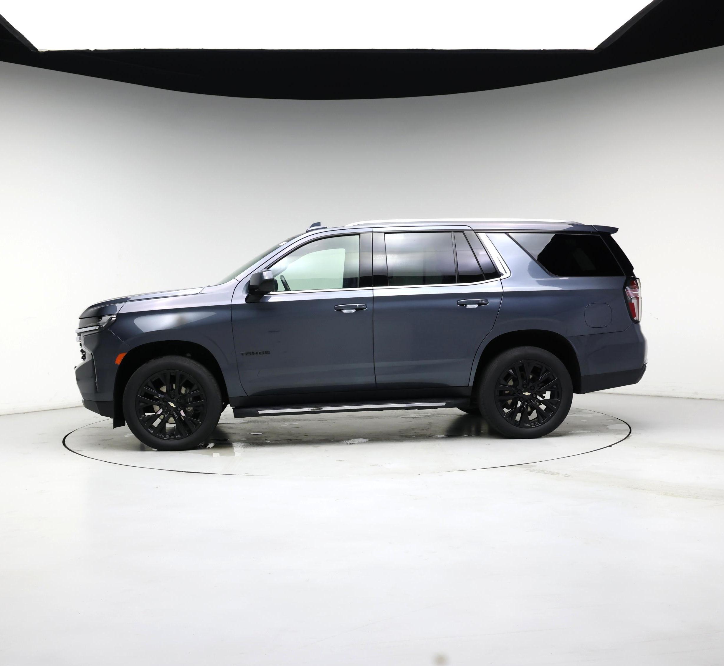 Thumbnail: 2021 Chevrolet Tahoe - 3