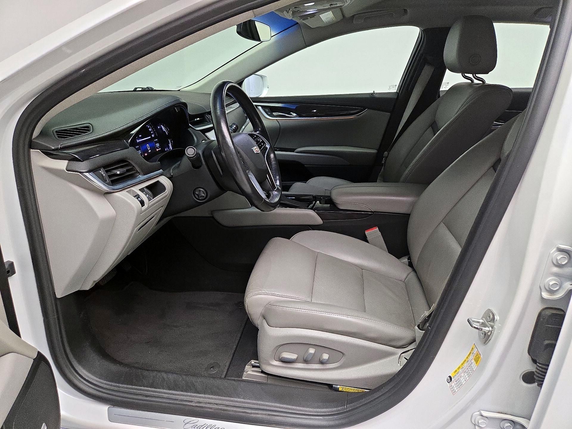 Thumbnail: 2017 Cadillac XTS - 11