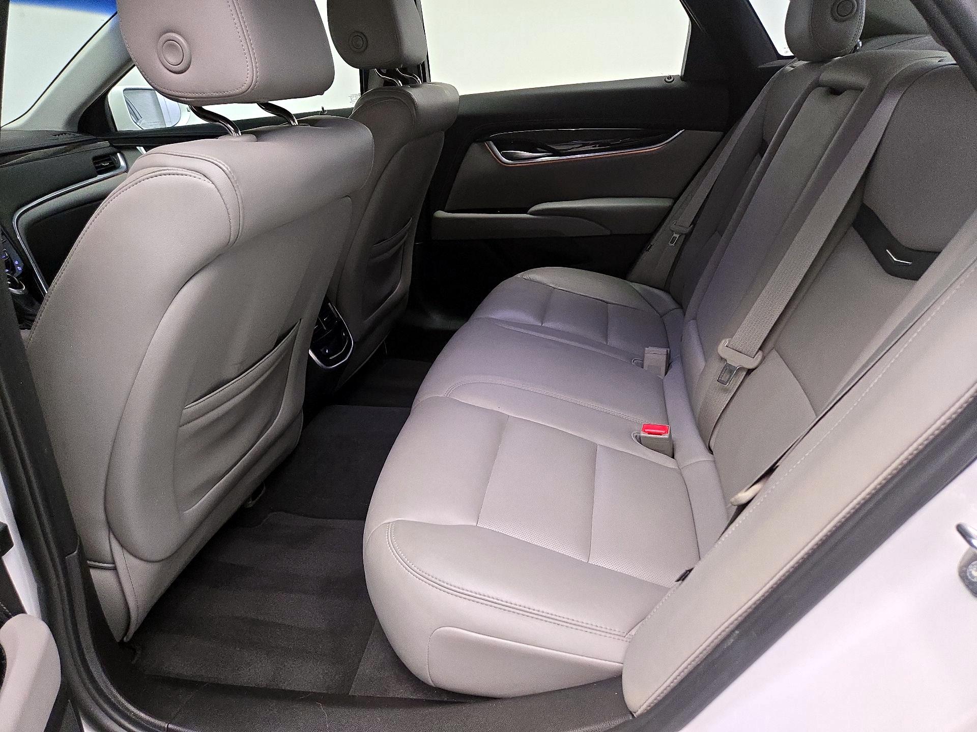 Thumbnail: 2017 Cadillac XTS - 19