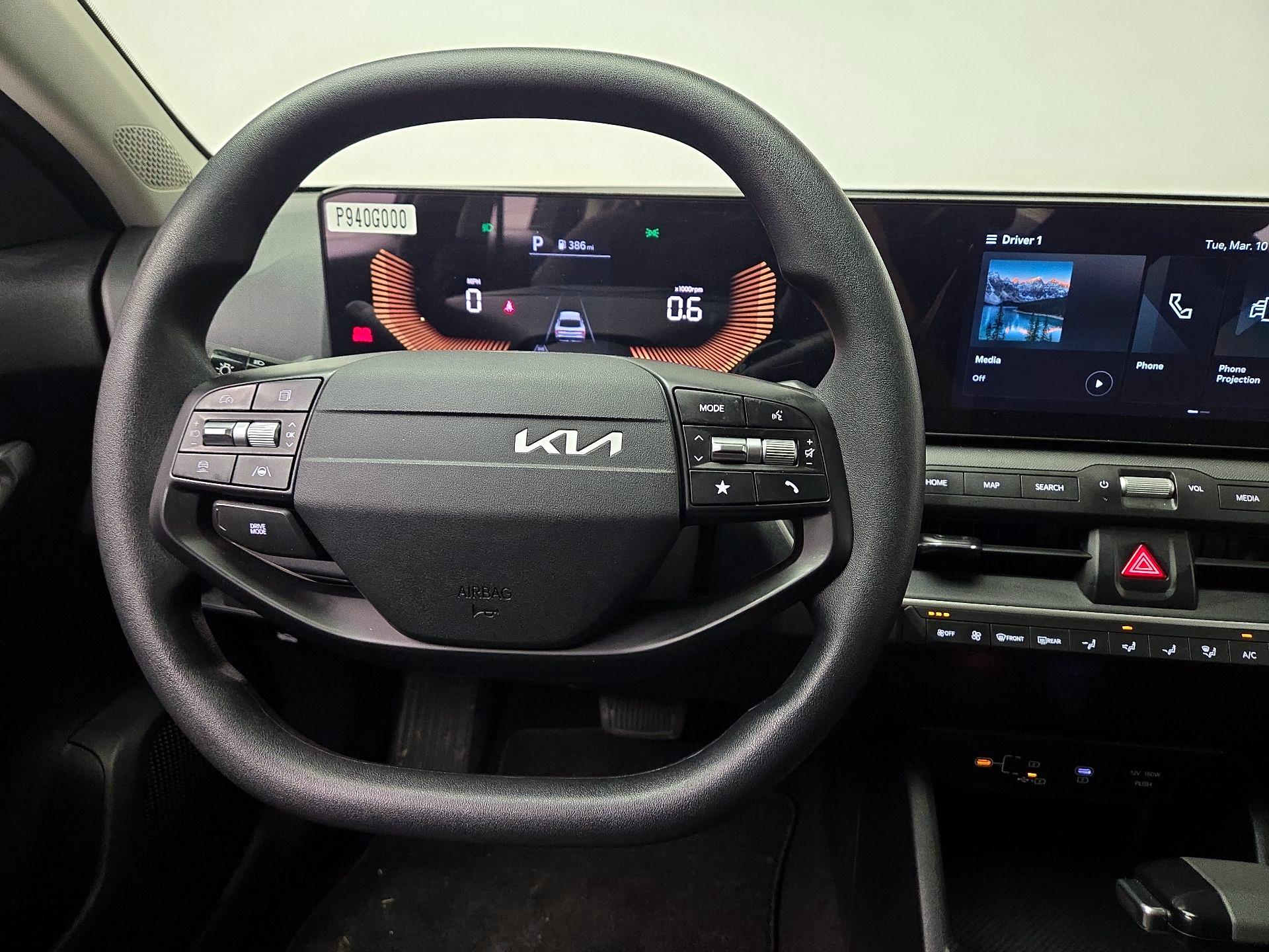 Thumbnail: 2025 Kia K4 - 10