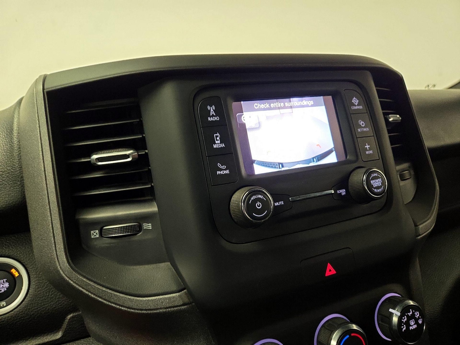 2024 RAM Ram 1500 Pickup Tradesman - Photo 15