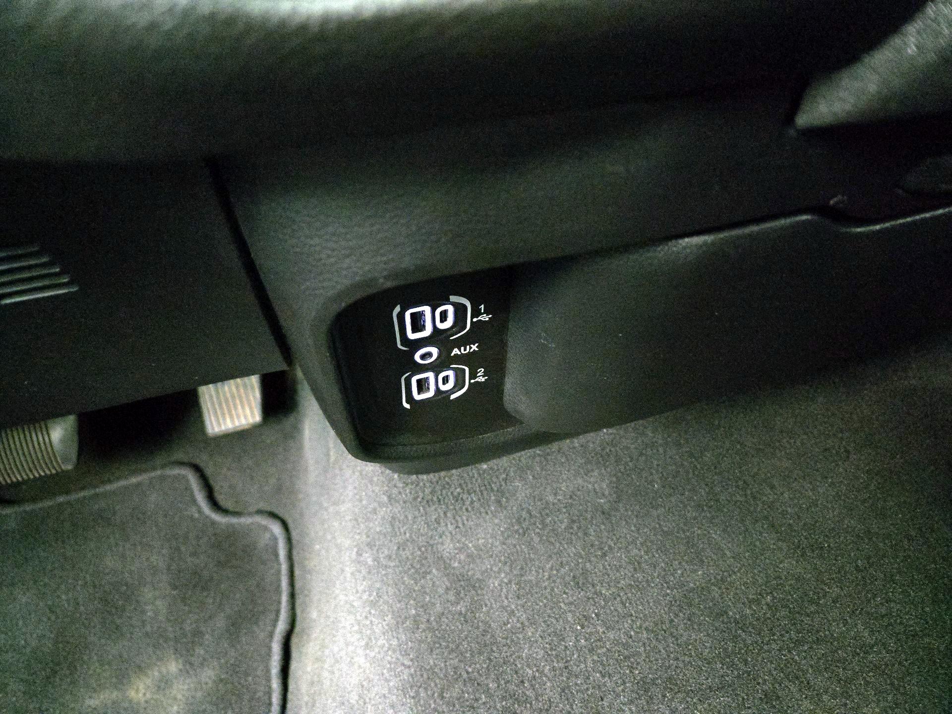 Thumbnail: 2024 RAM 1500 - 18