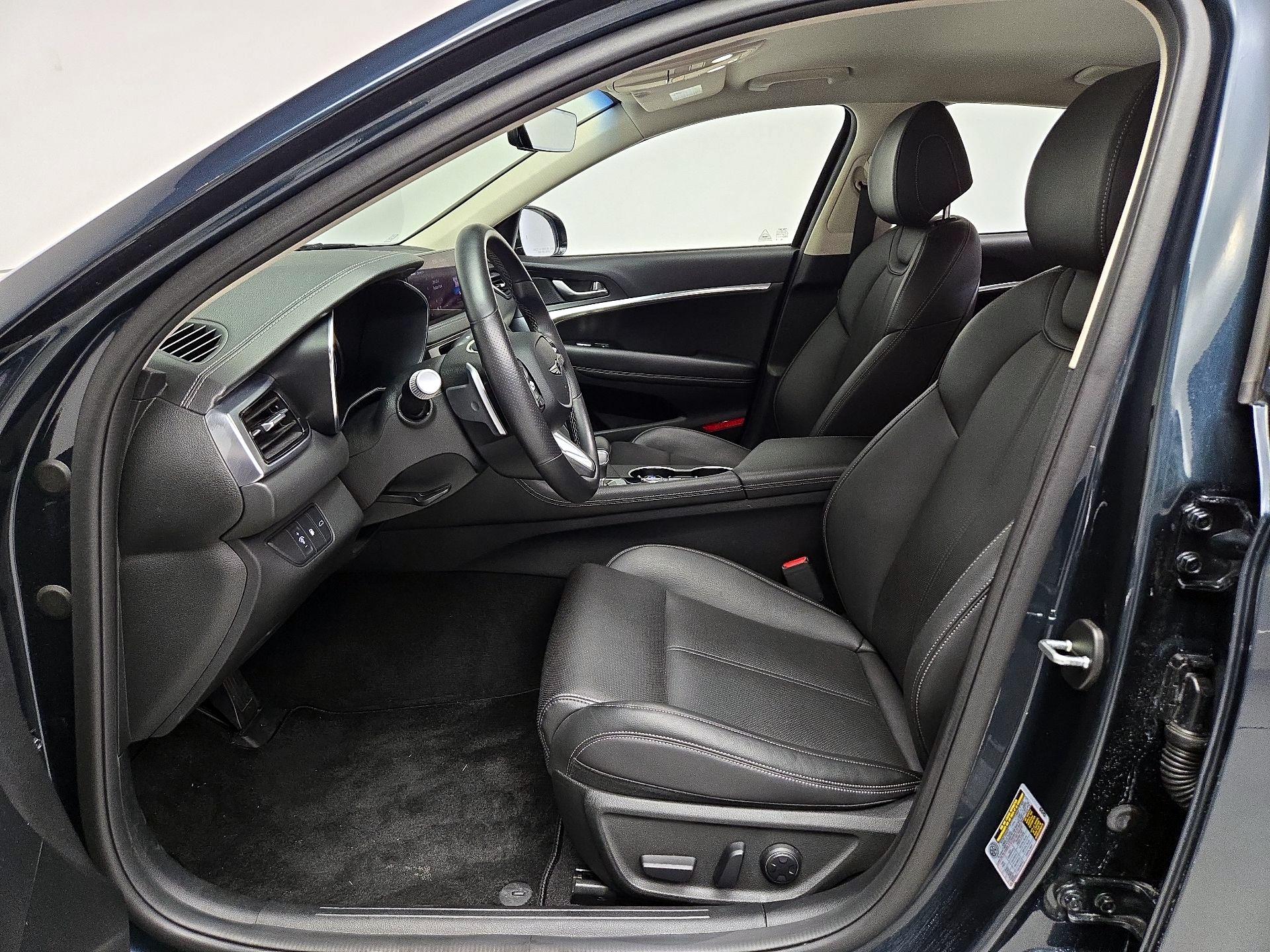 Thumbnail: 2025 Genesis G70 - 11