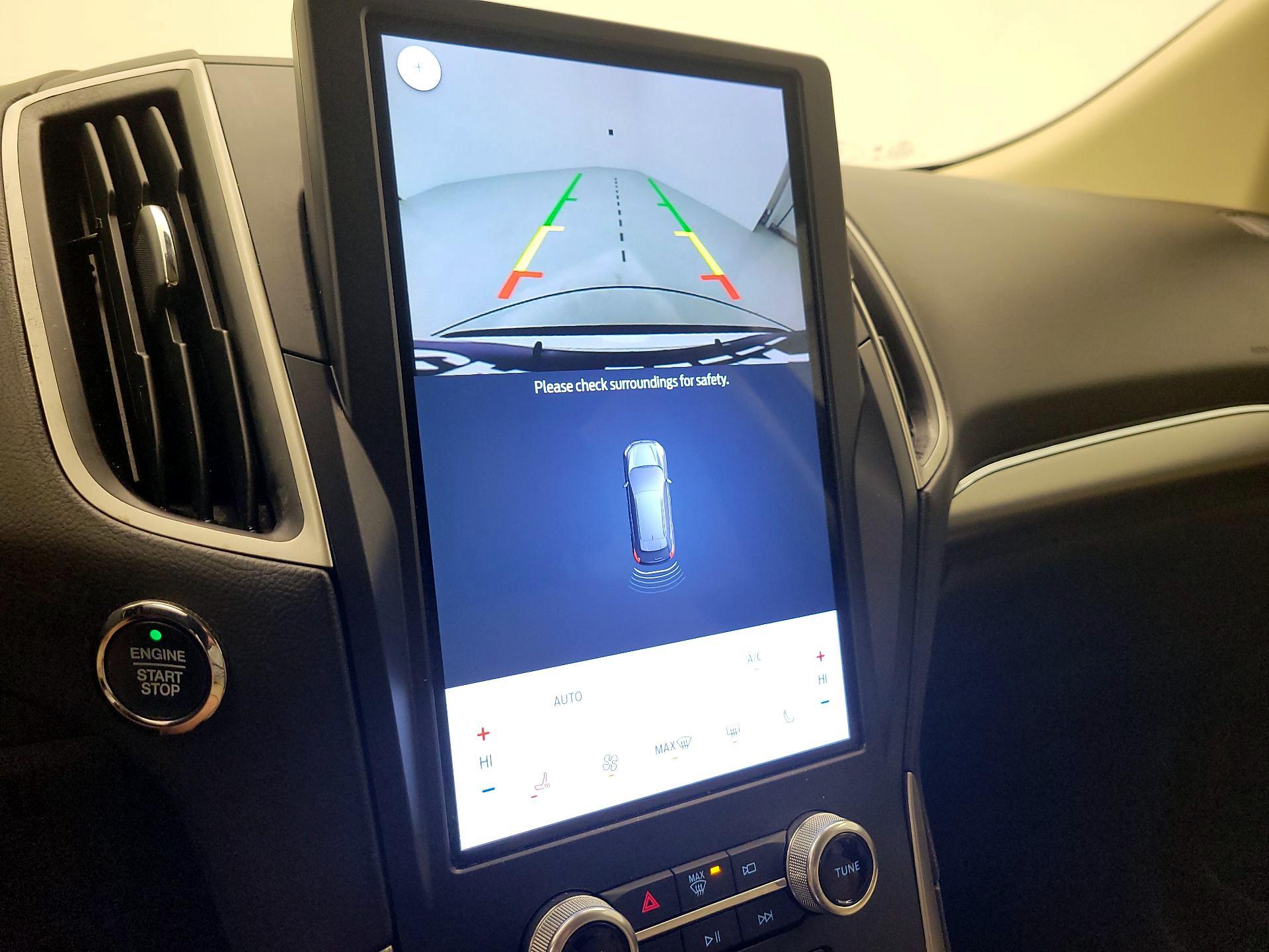 Thumbnail: 2022 Ford Edge - 14