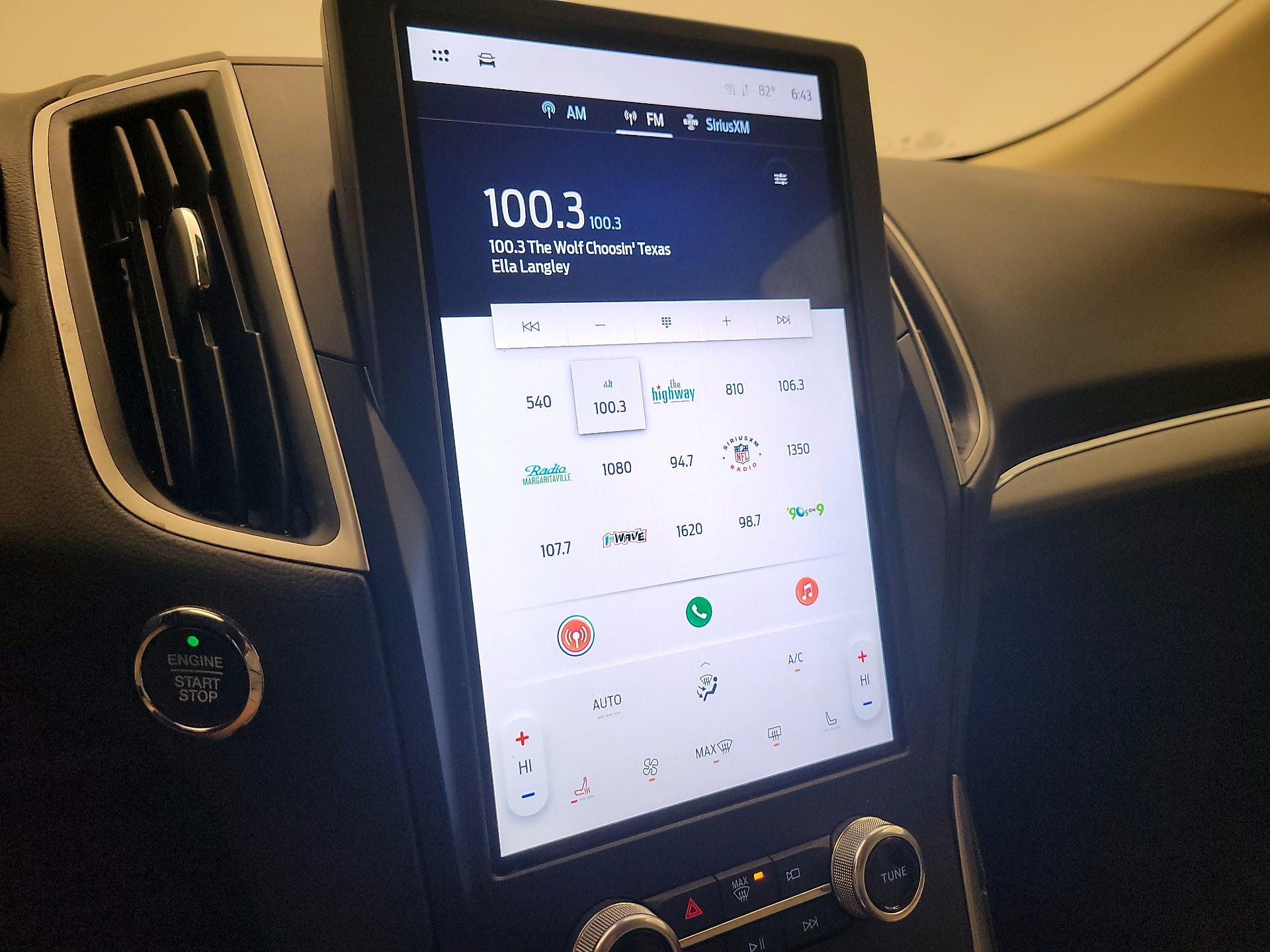 Thumbnail: 2022 Ford Edge - 15