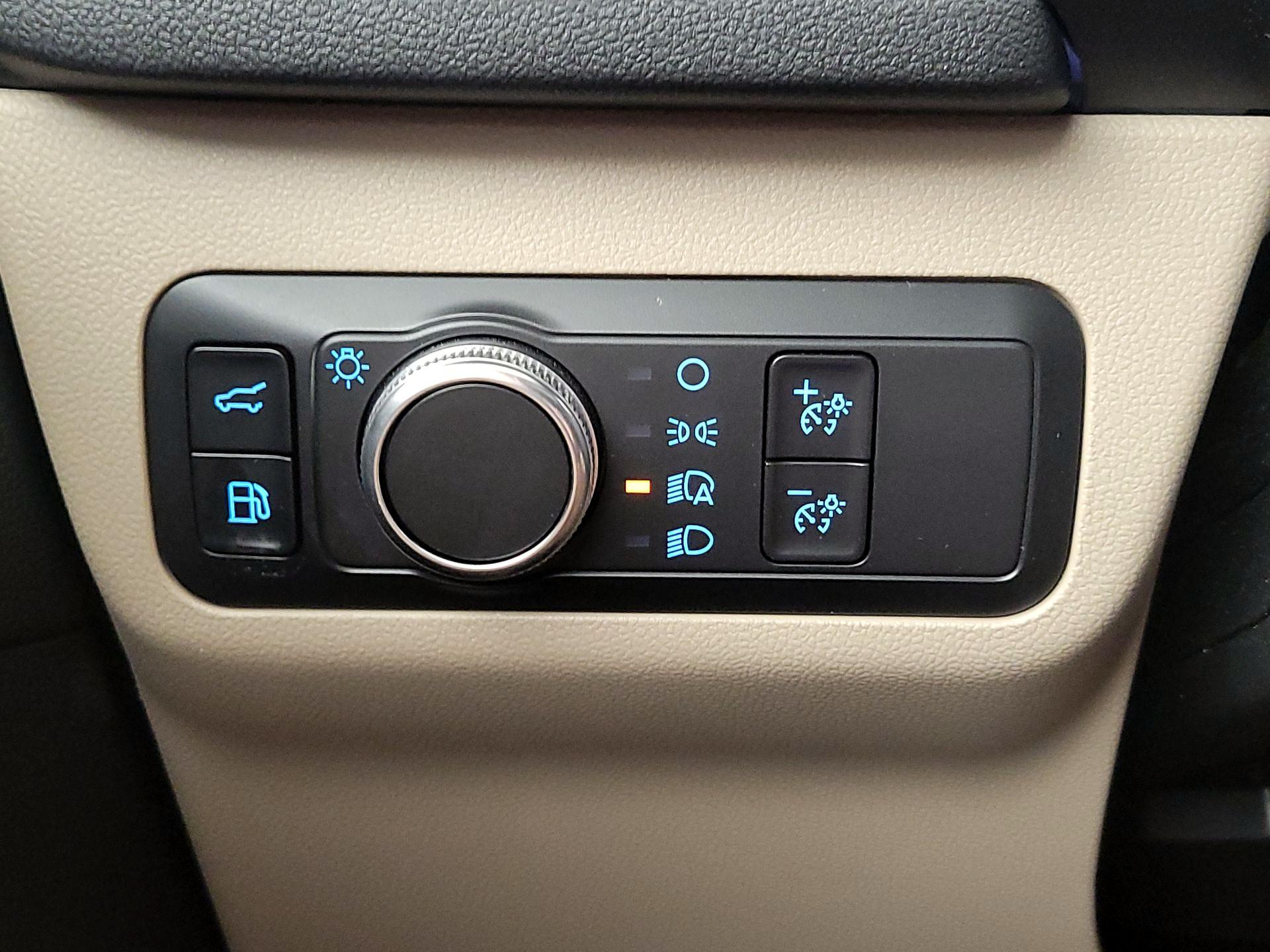 Thumbnail: 2020 Ford Escape - 13