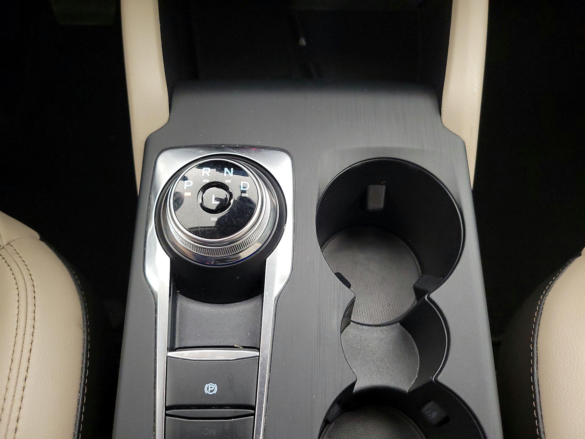 Thumbnail: 2020 Ford Escape - 18