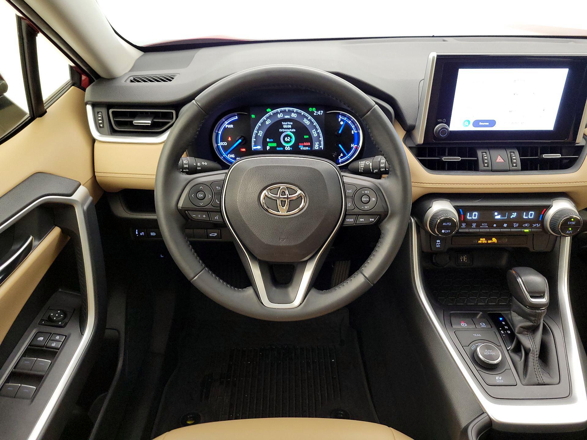 Thumbnail: 2023 Toyota RAV4 - 10