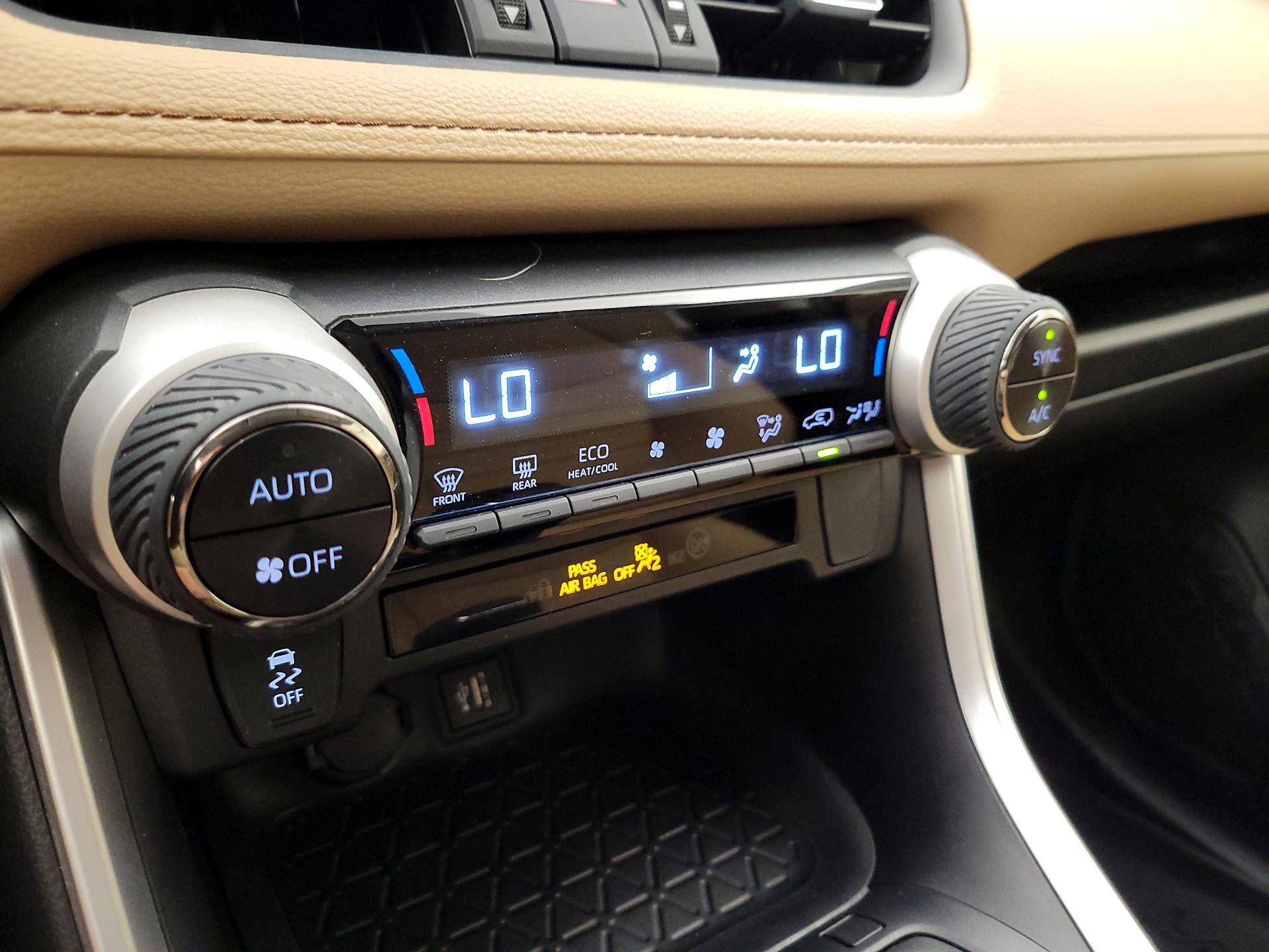 Thumbnail: 2023 Toyota RAV4 - 16