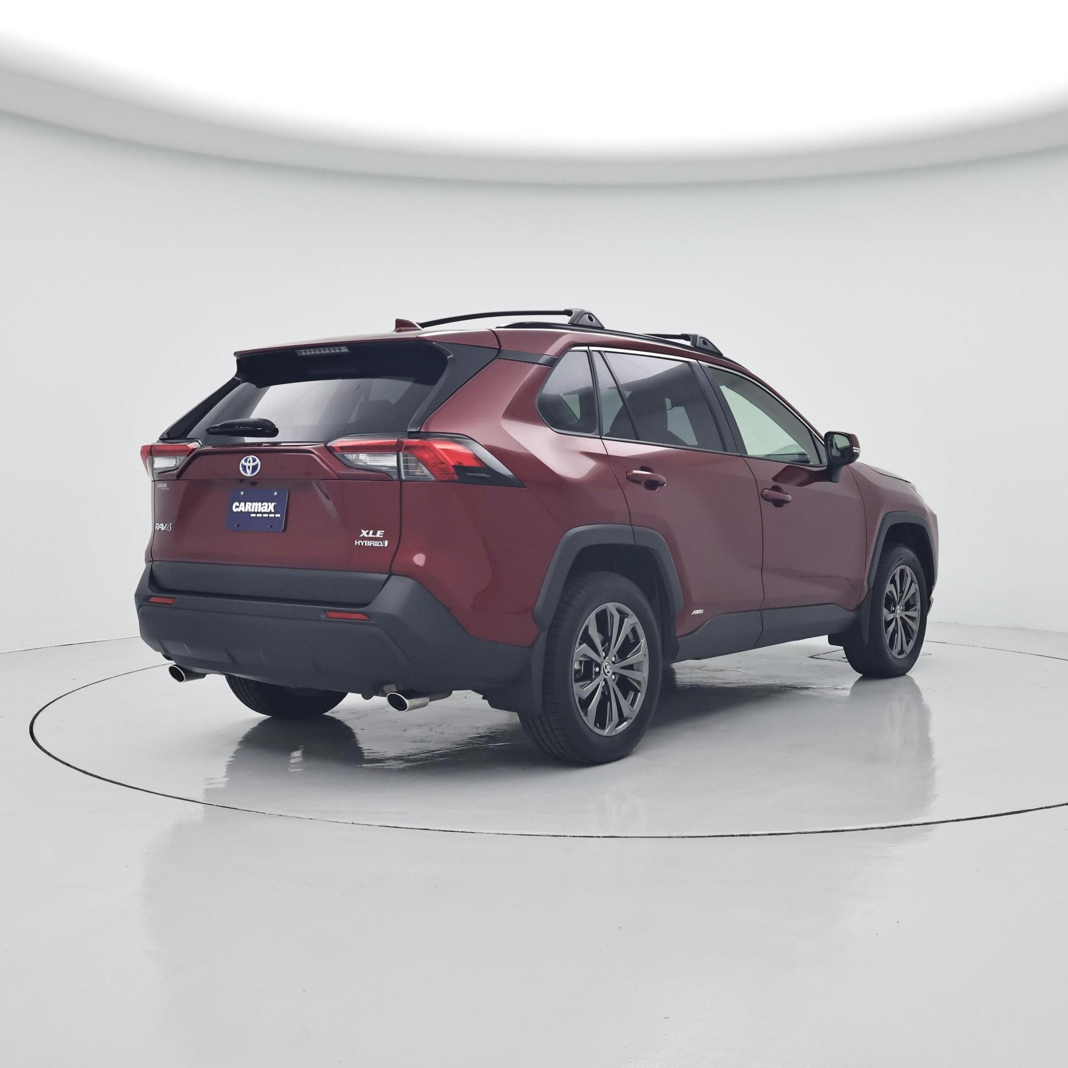 Thumbnail: 2023 Toyota RAV4 - 8