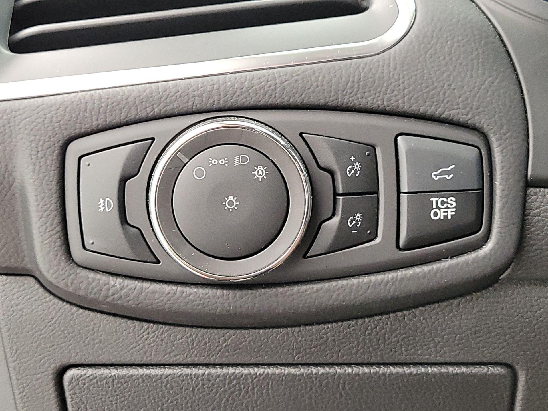 Thumbnail: 2024 Ford Edge - 13