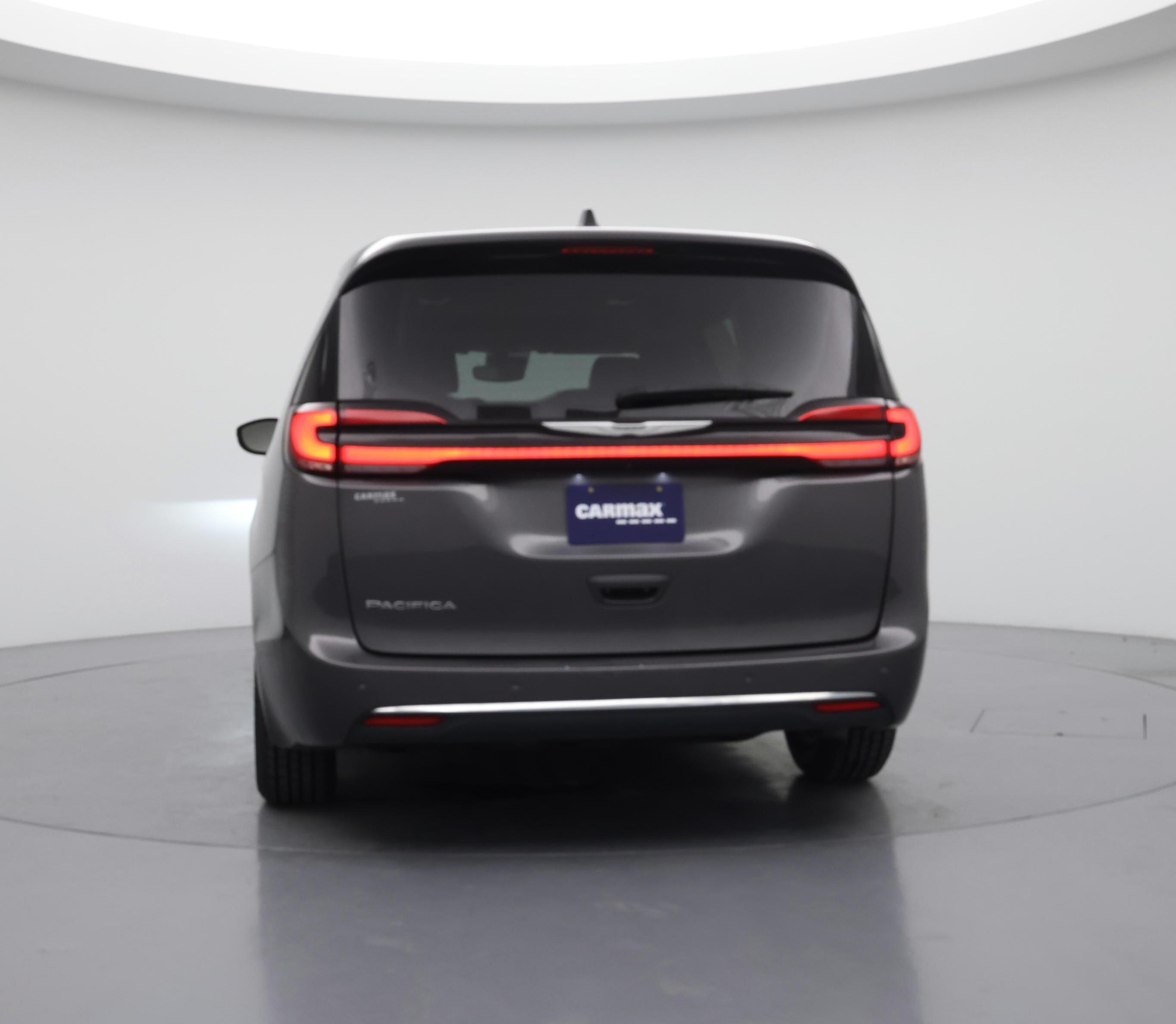 Thumbnail: 2023 Chrysler Pacifica - 6