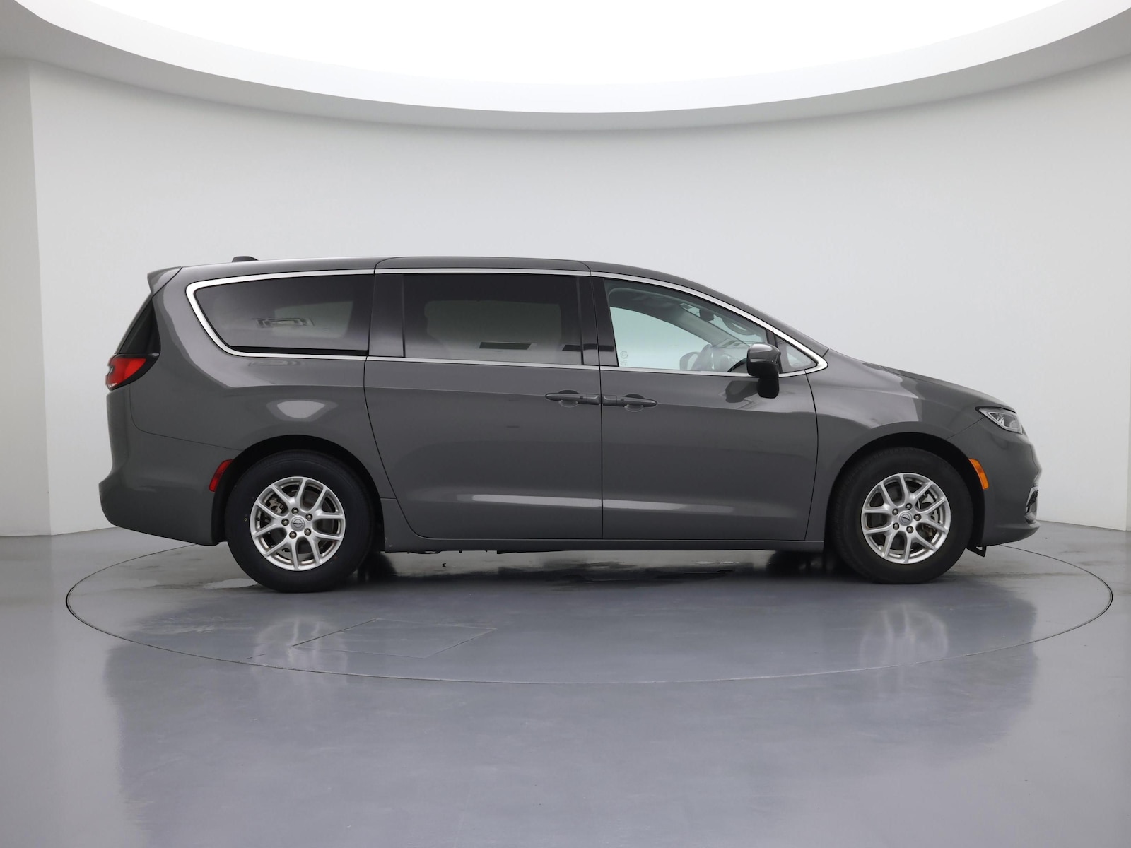 2023 Chrysler Pacifica Touring L - Photo 8