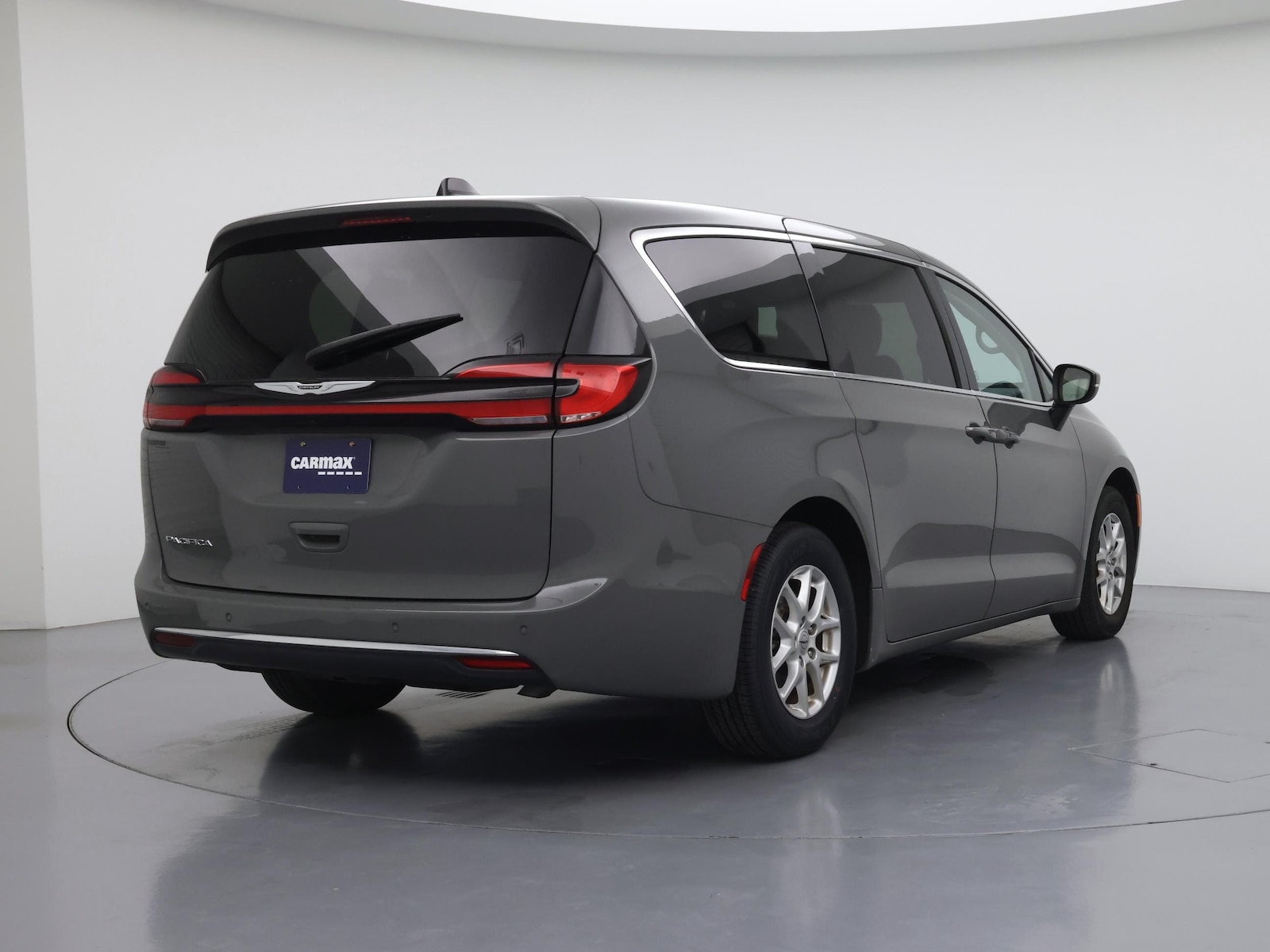 2023 Chrysler Pacifica Touring L - Photo 9