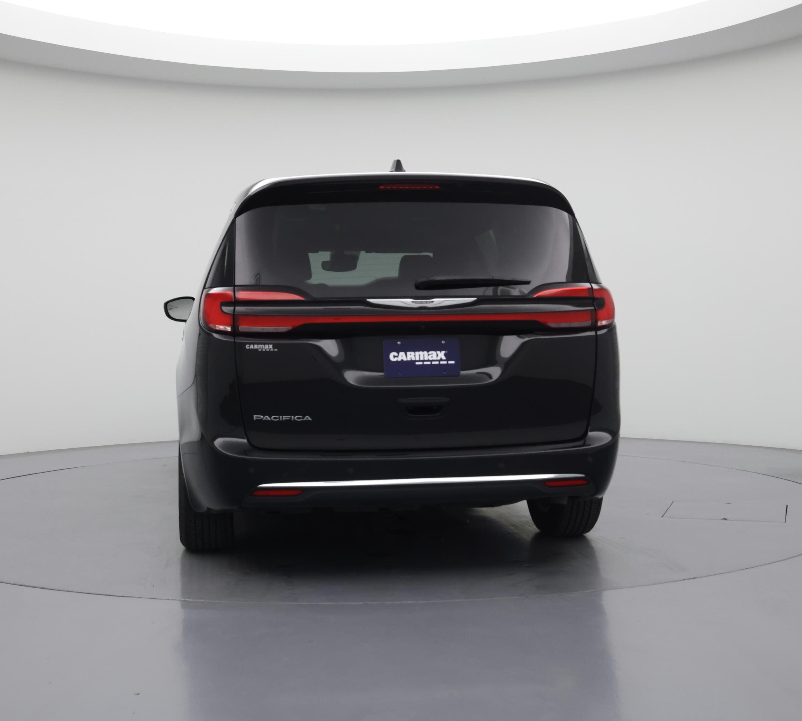 Thumbnail: 2024 Chrysler Pacifica - 6