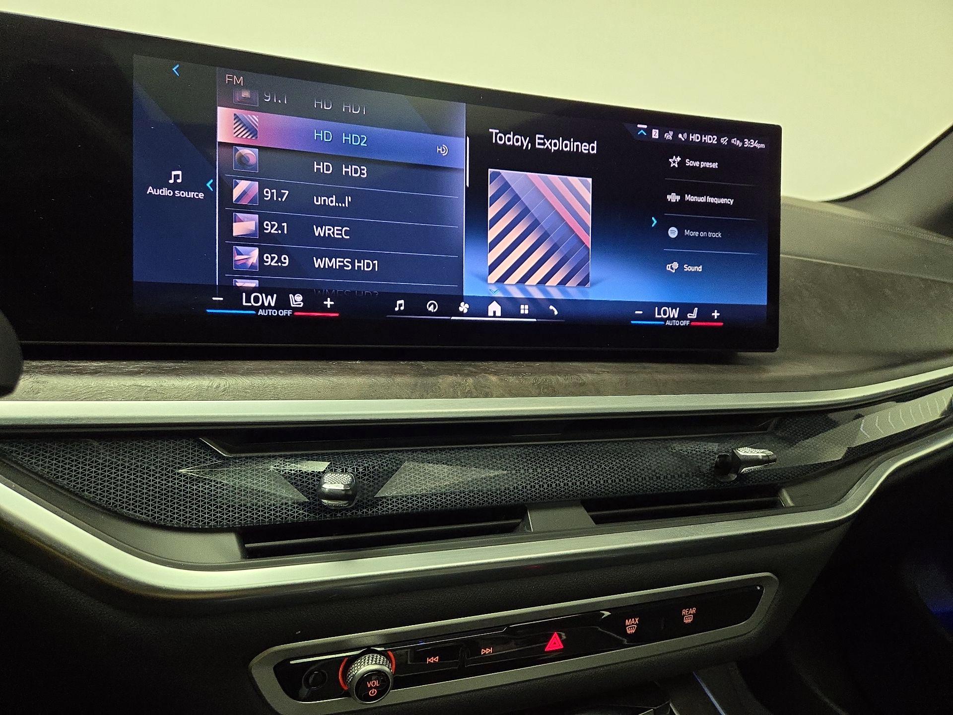 Thumbnail: 2024 BMW X5 - 16