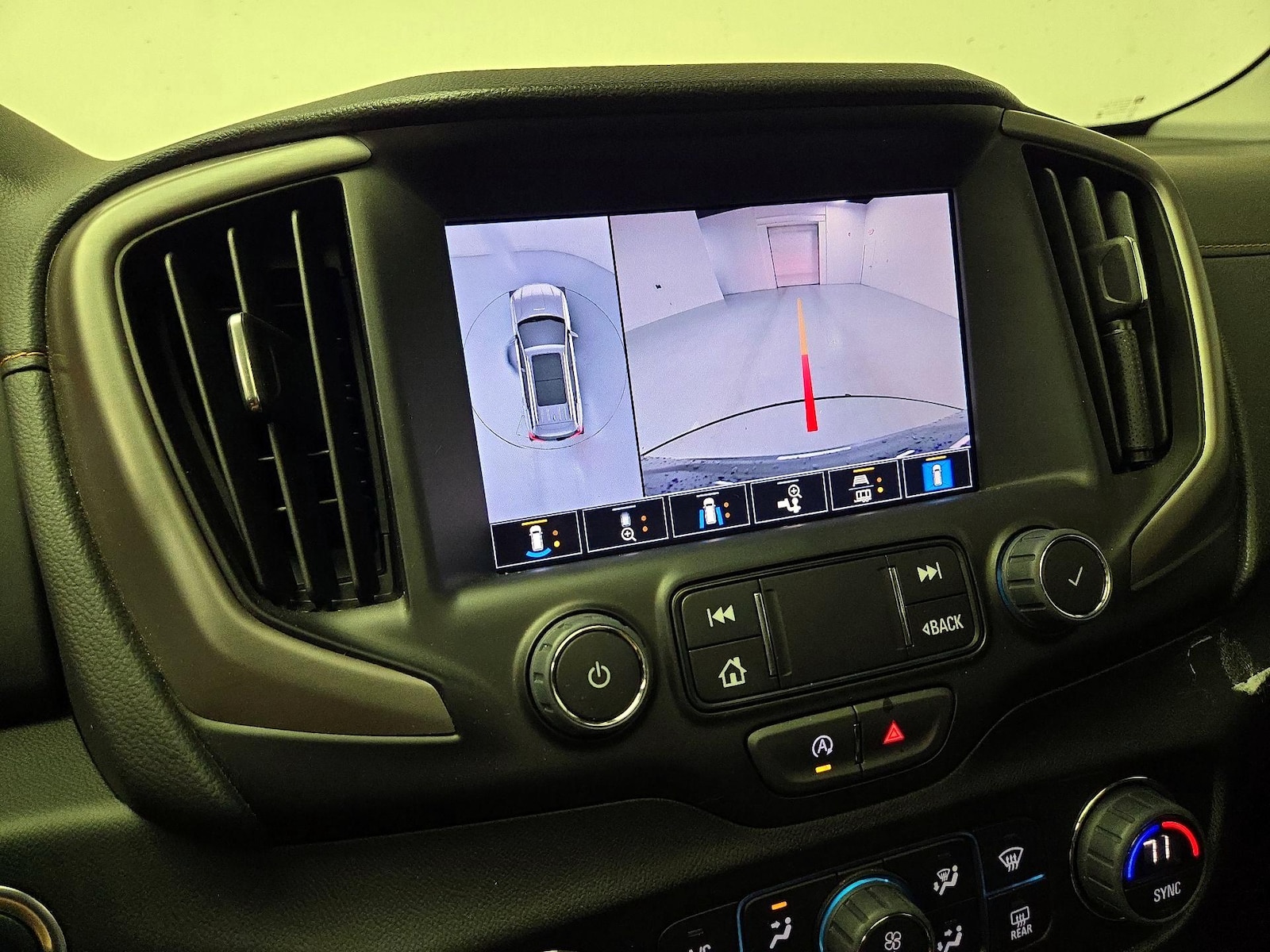 2024 GMC Terrain AT4 - Photo 16
