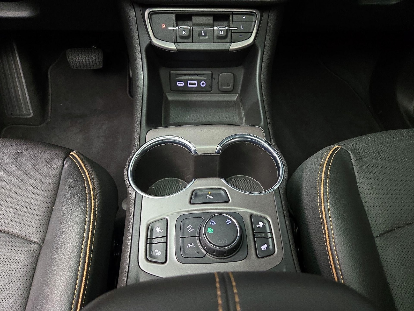 2024 GMC Terrain AT4 - Photo 19