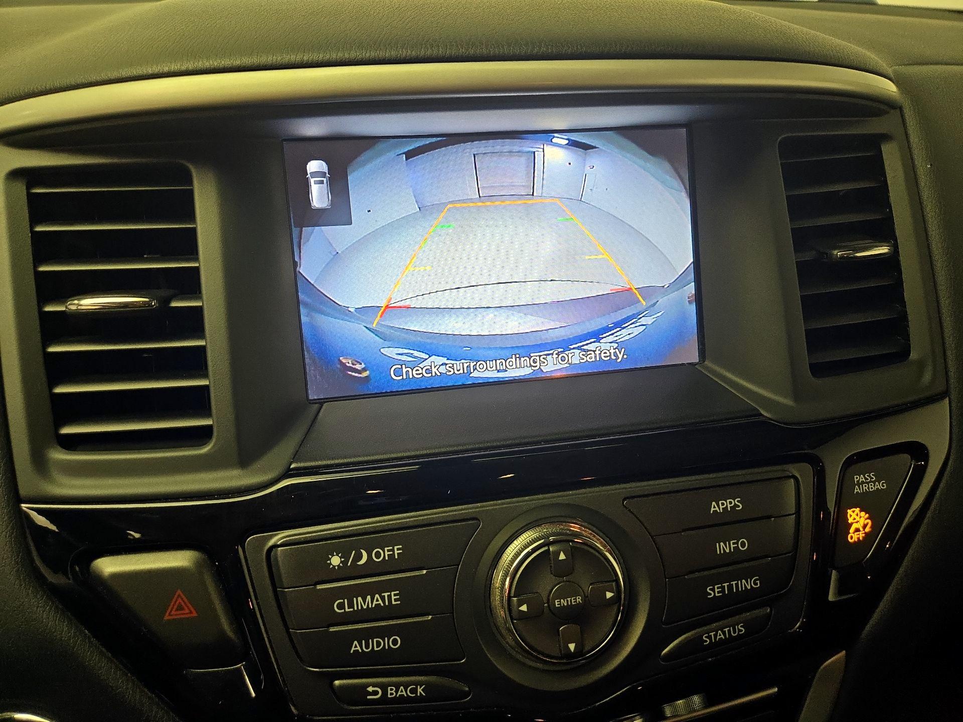 Thumbnail: 2019 Nissan Pathfinder - 14