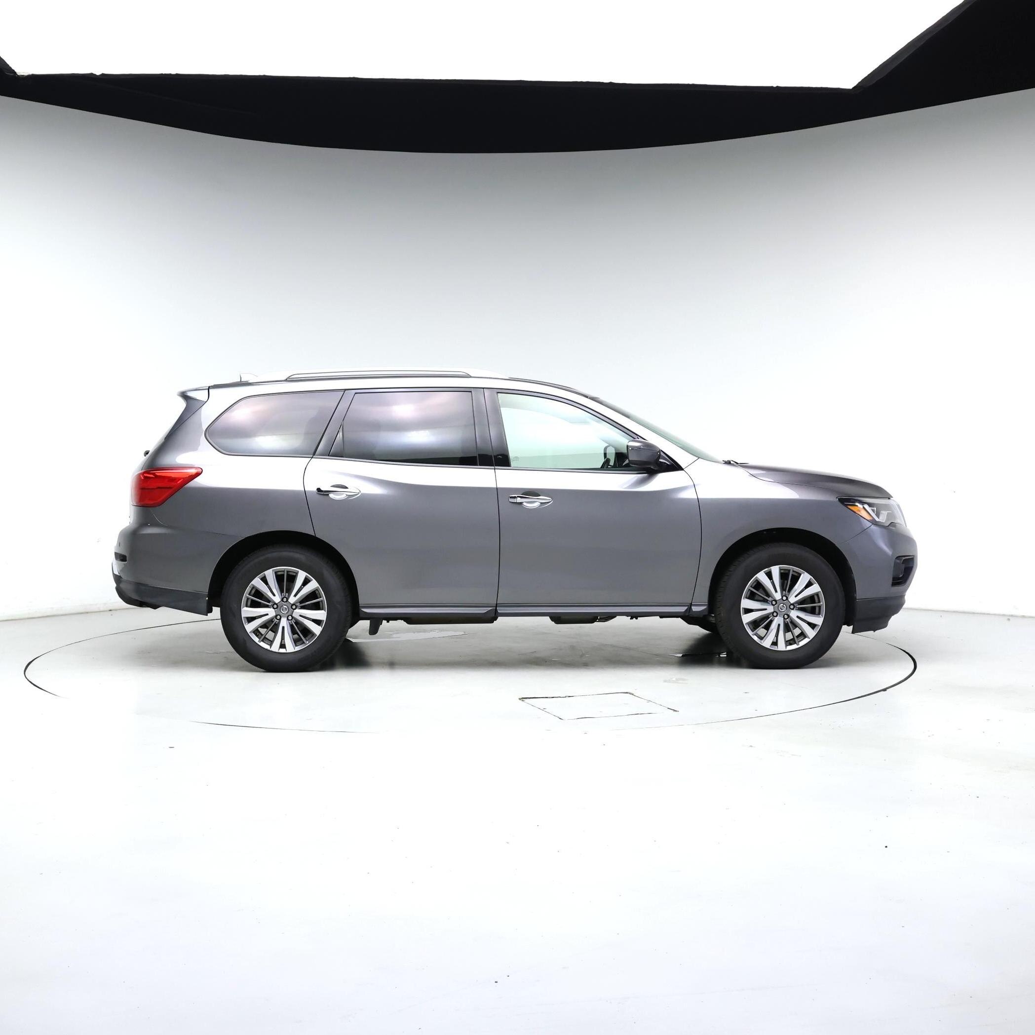 Thumbnail: 2019 Nissan Pathfinder - 7