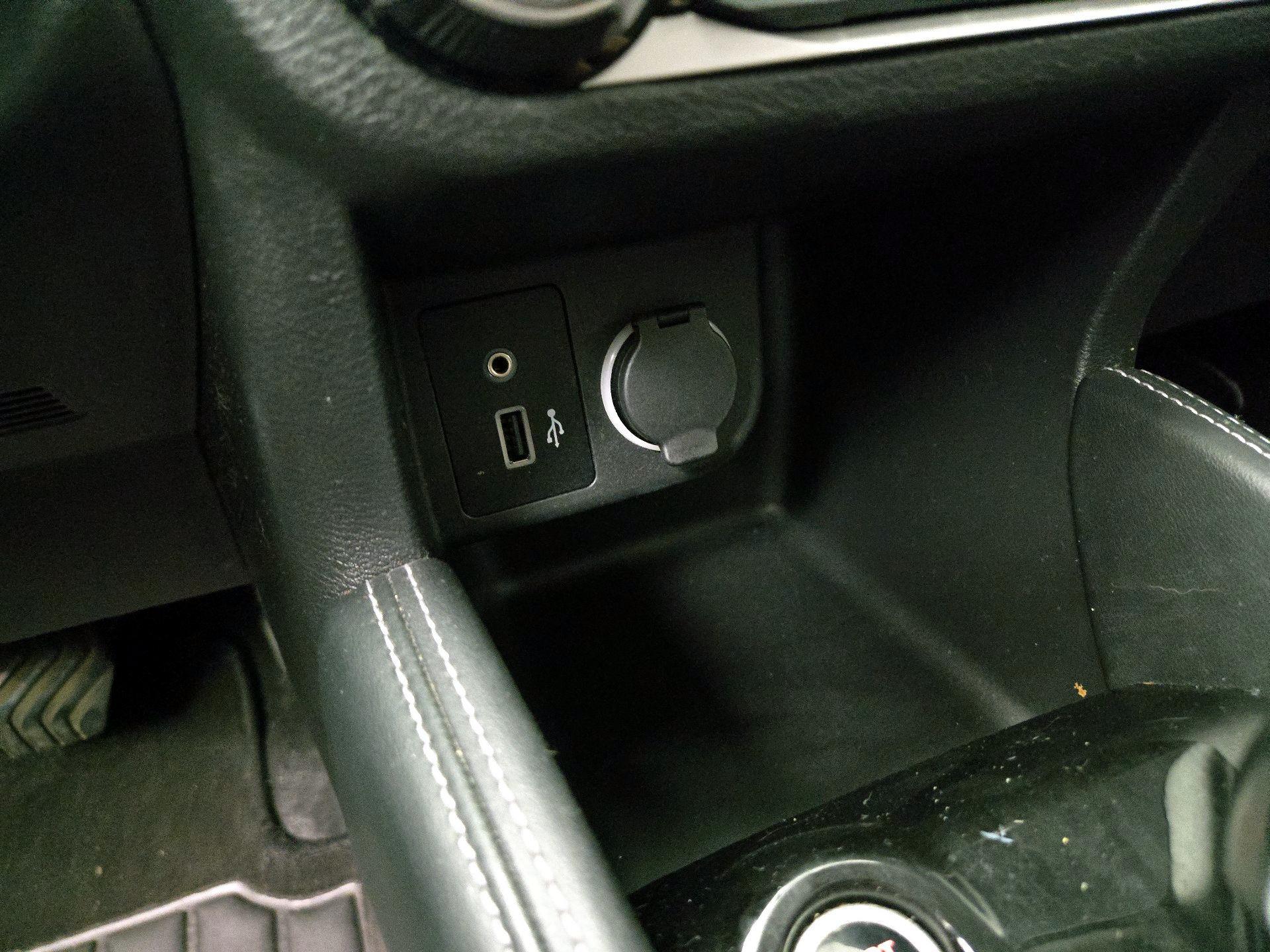 Thumbnail: 2018 Nissan Kicks - 18