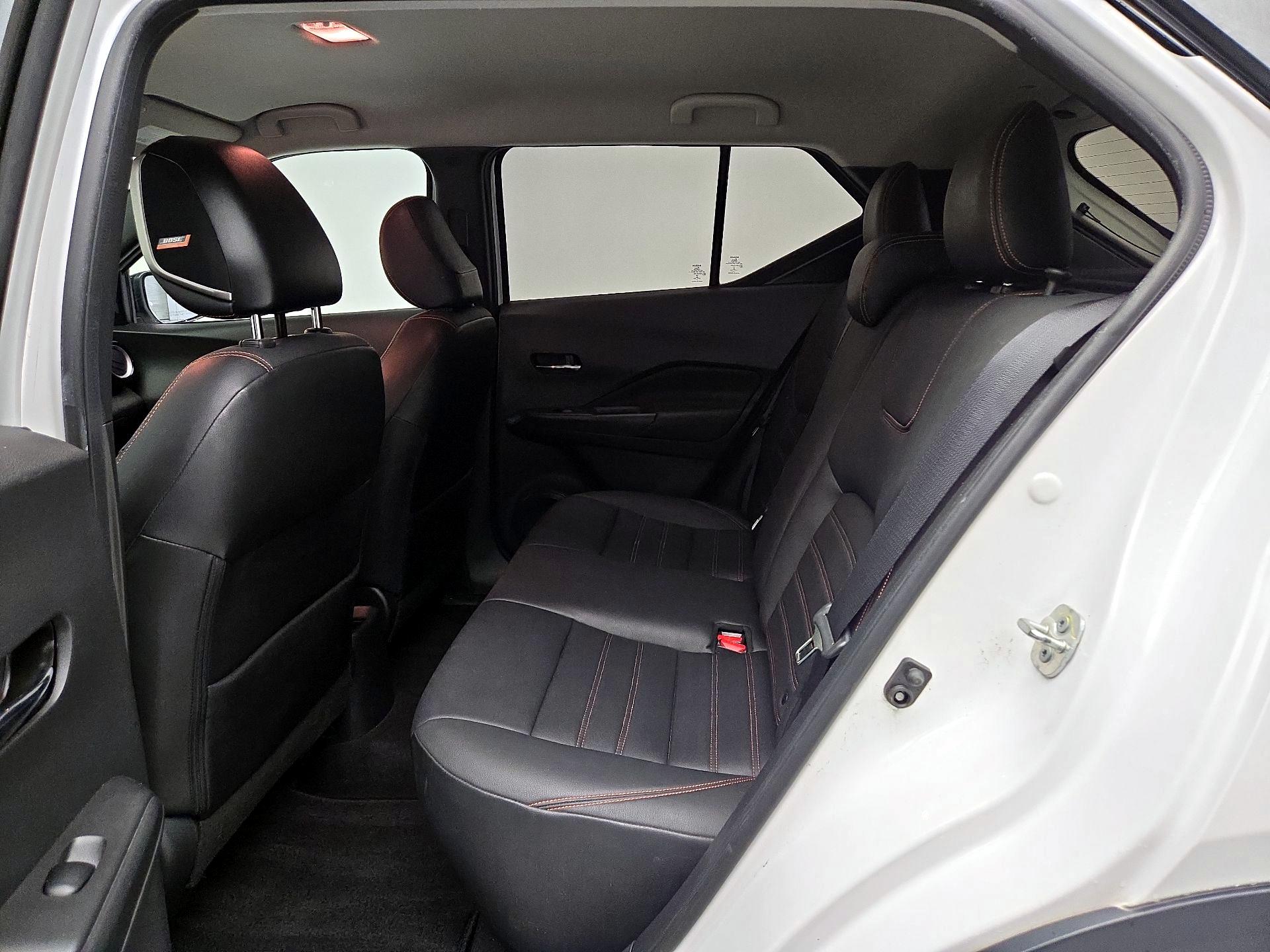 Thumbnail: 2018 Nissan Kicks - 19