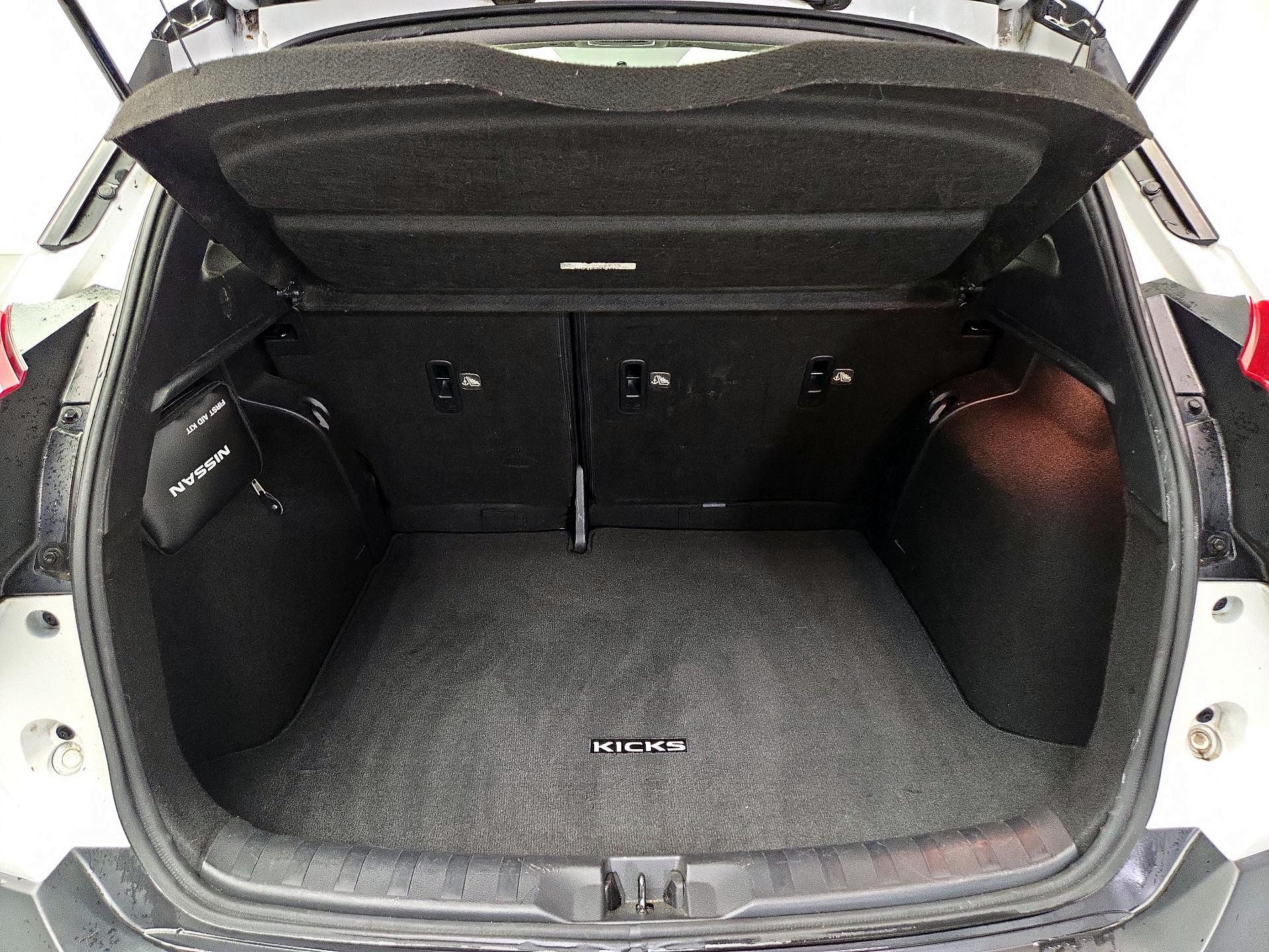 Thumbnail: 2018 Nissan Kicks - 20