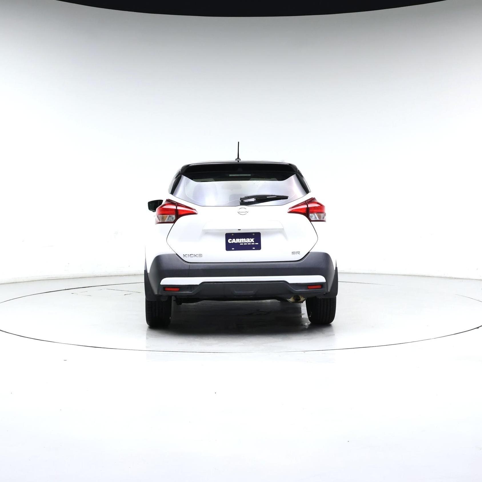 Thumbnail: 2018 Nissan Kicks - 6