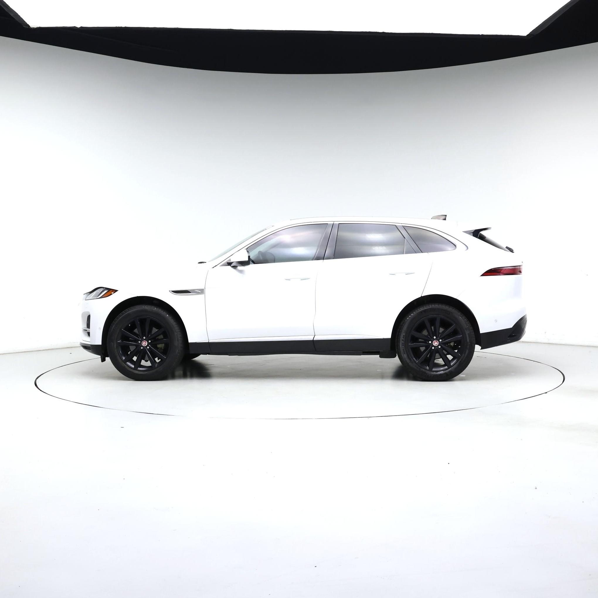 Thumbnail: 2021 Jaguar F-Pace - 3
