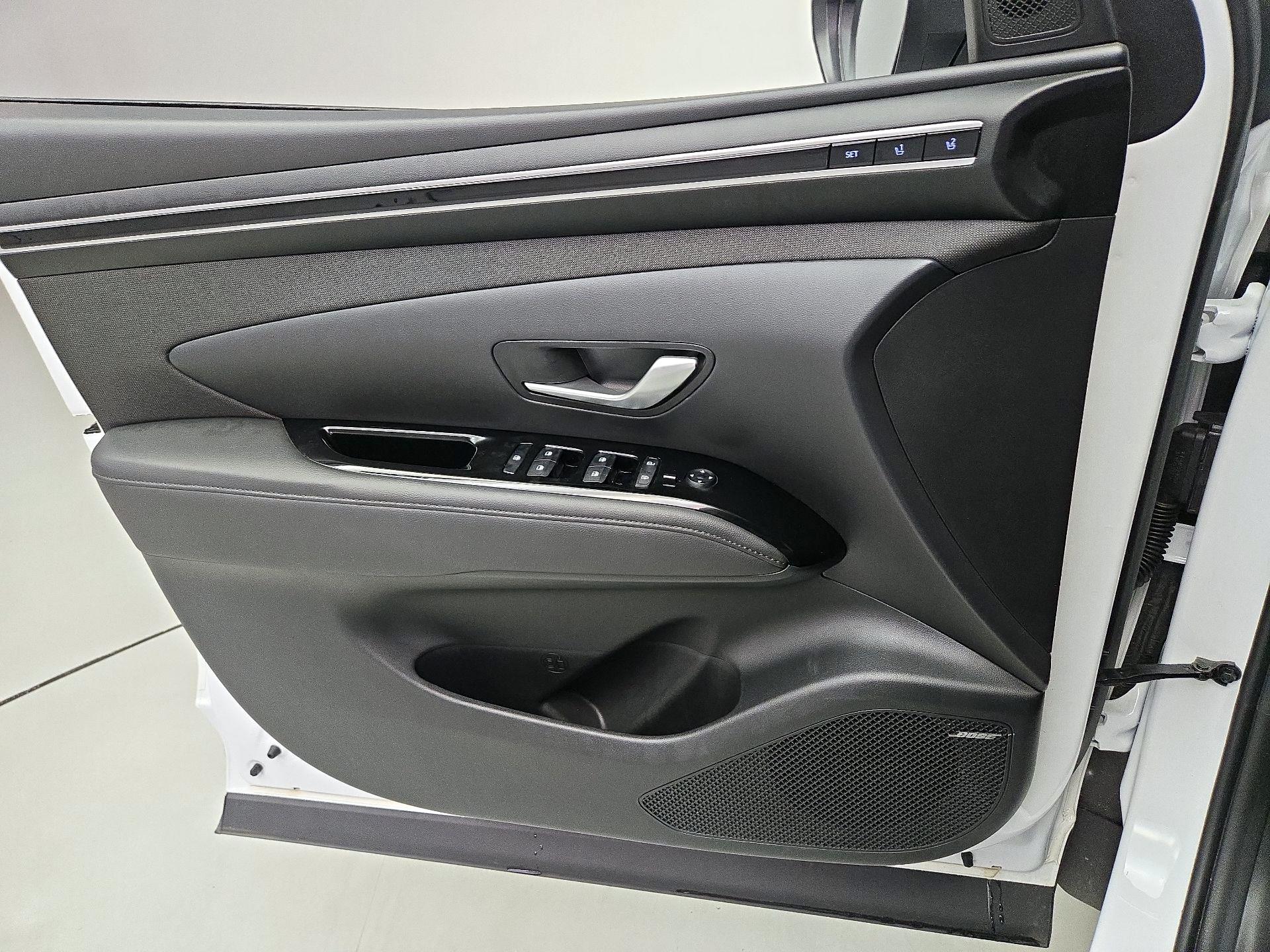 Thumbnail: 2022 Hyundai Tucson - 12