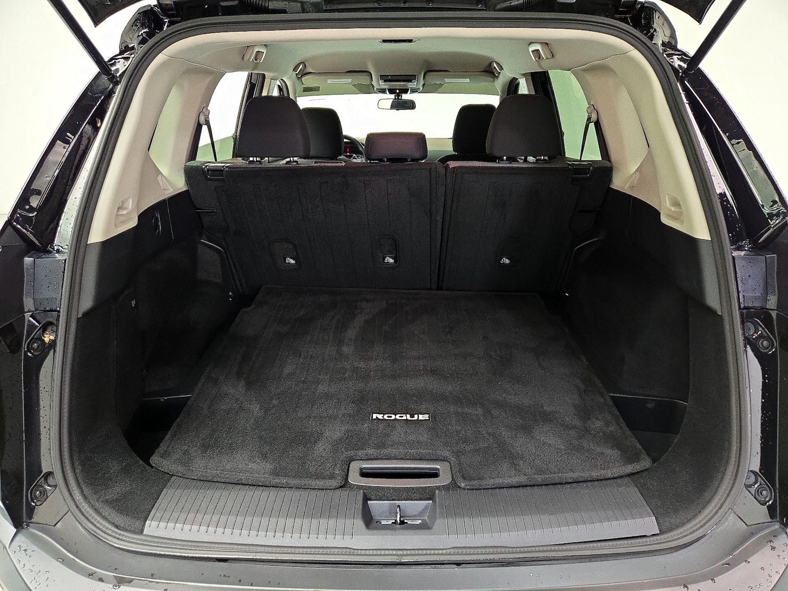 2021 Nissan Rogue SV - Photo 21