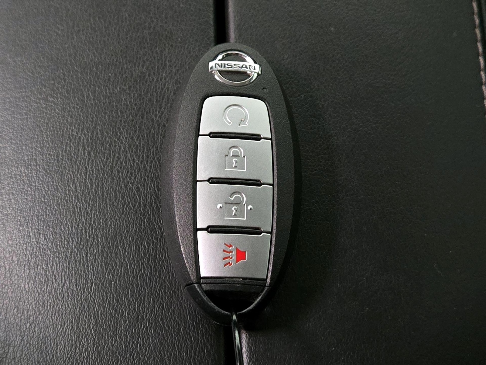 2021 Nissan Rogue SV - Photo 23