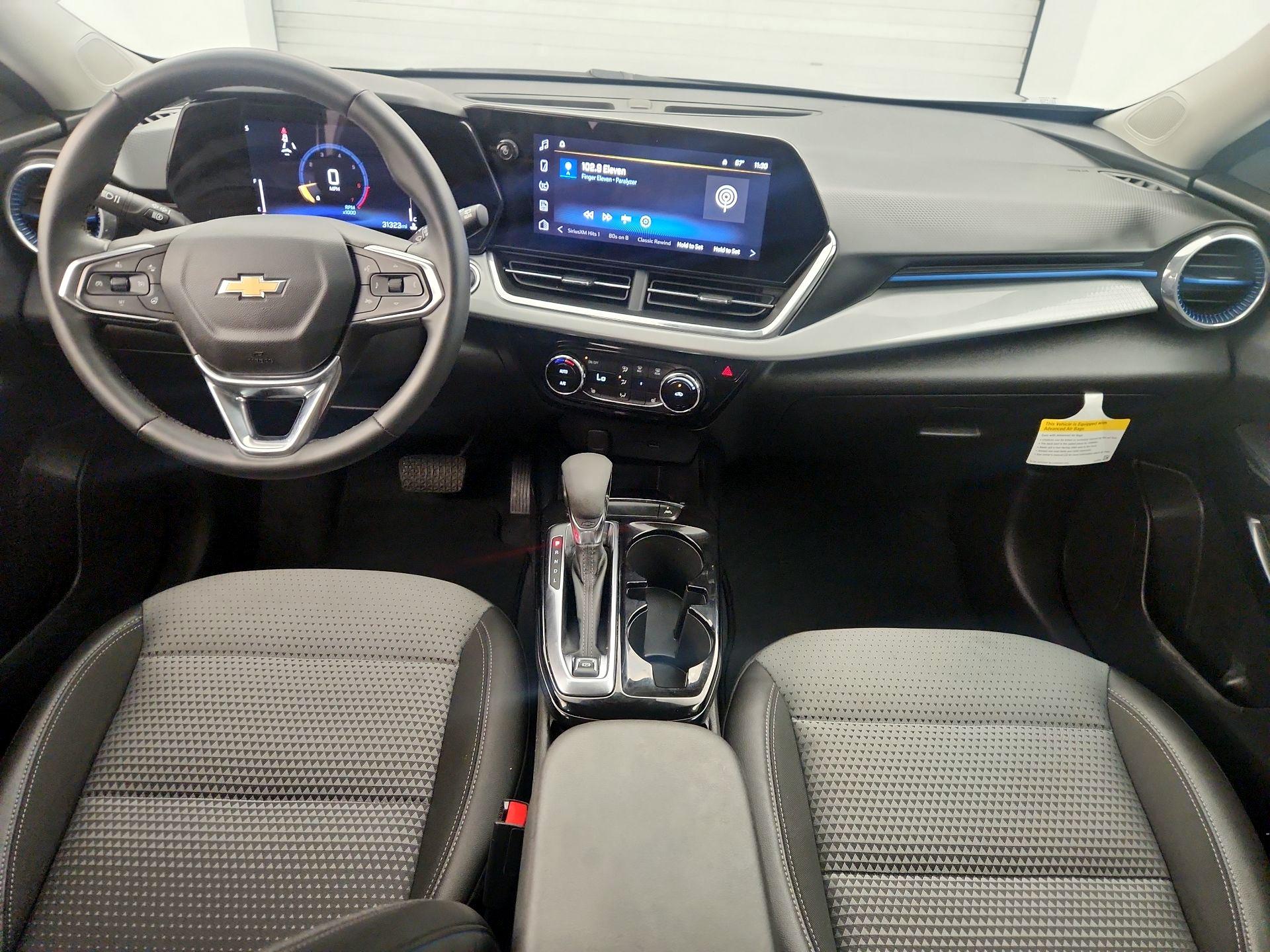 Thumbnail: 2025 Chevrolet Trax - 9