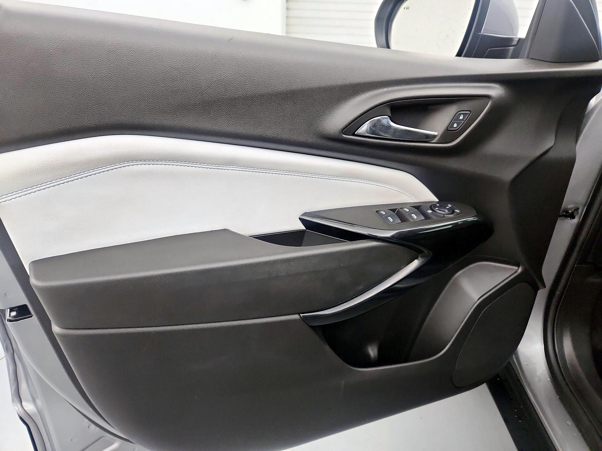 Thumbnail: 2025 Chevrolet Trax - 12