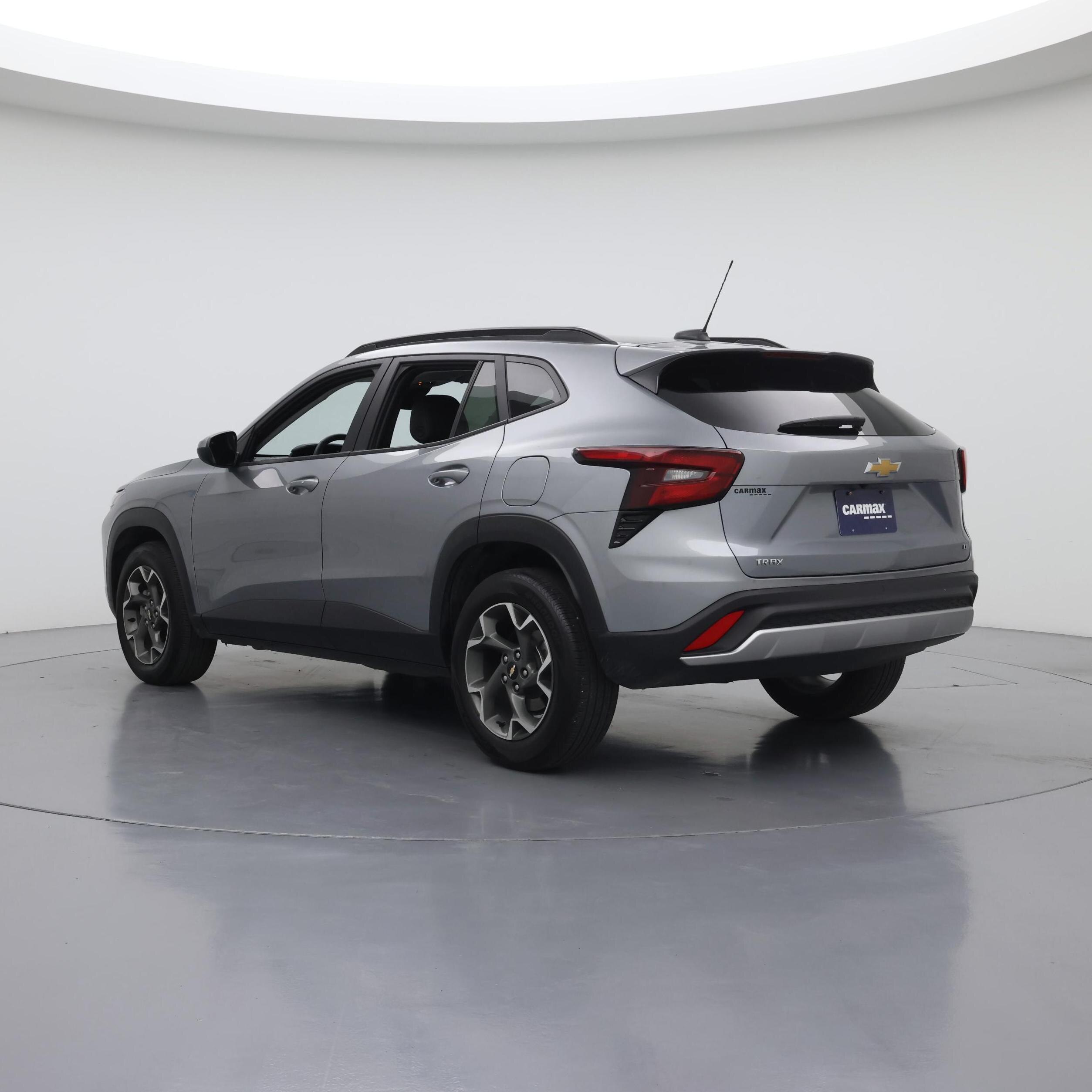 Thumbnail: 2025 Chevrolet Trax - 2