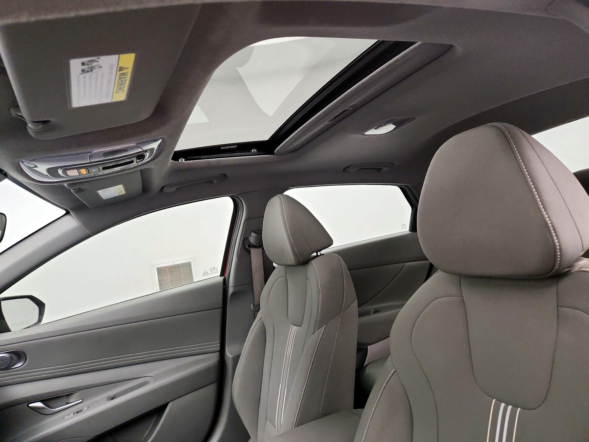 Thumbnail: 2024 Hyundai Elantra - 20