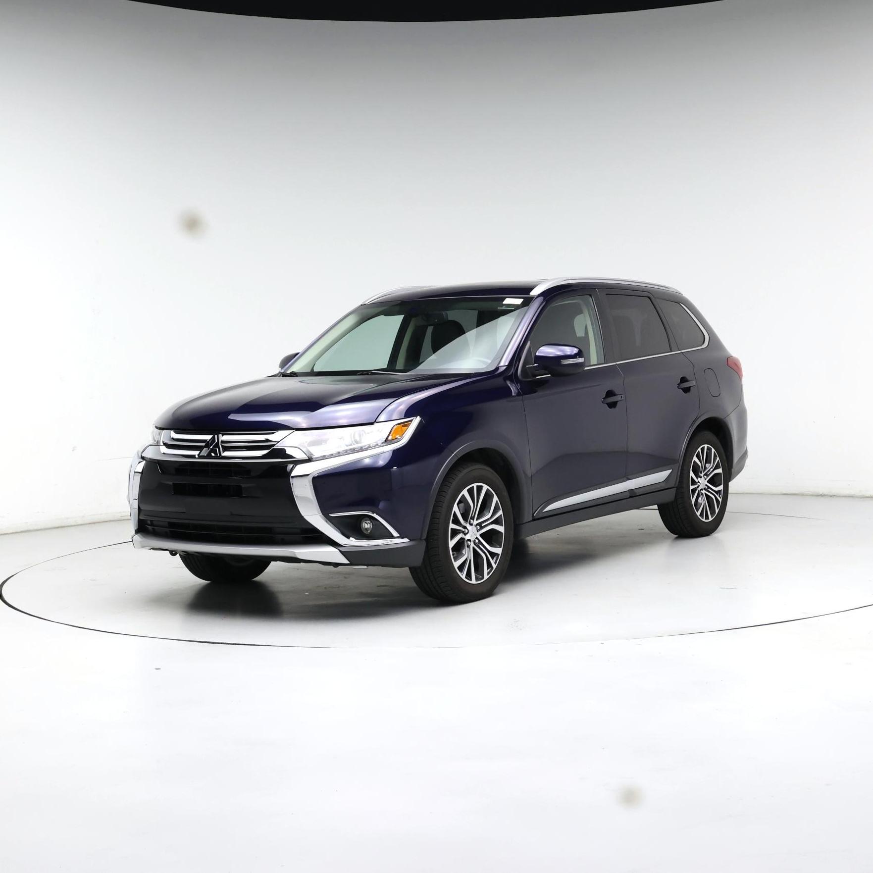 Thumbnail: 2017 Mitsubishi Outlander - 4