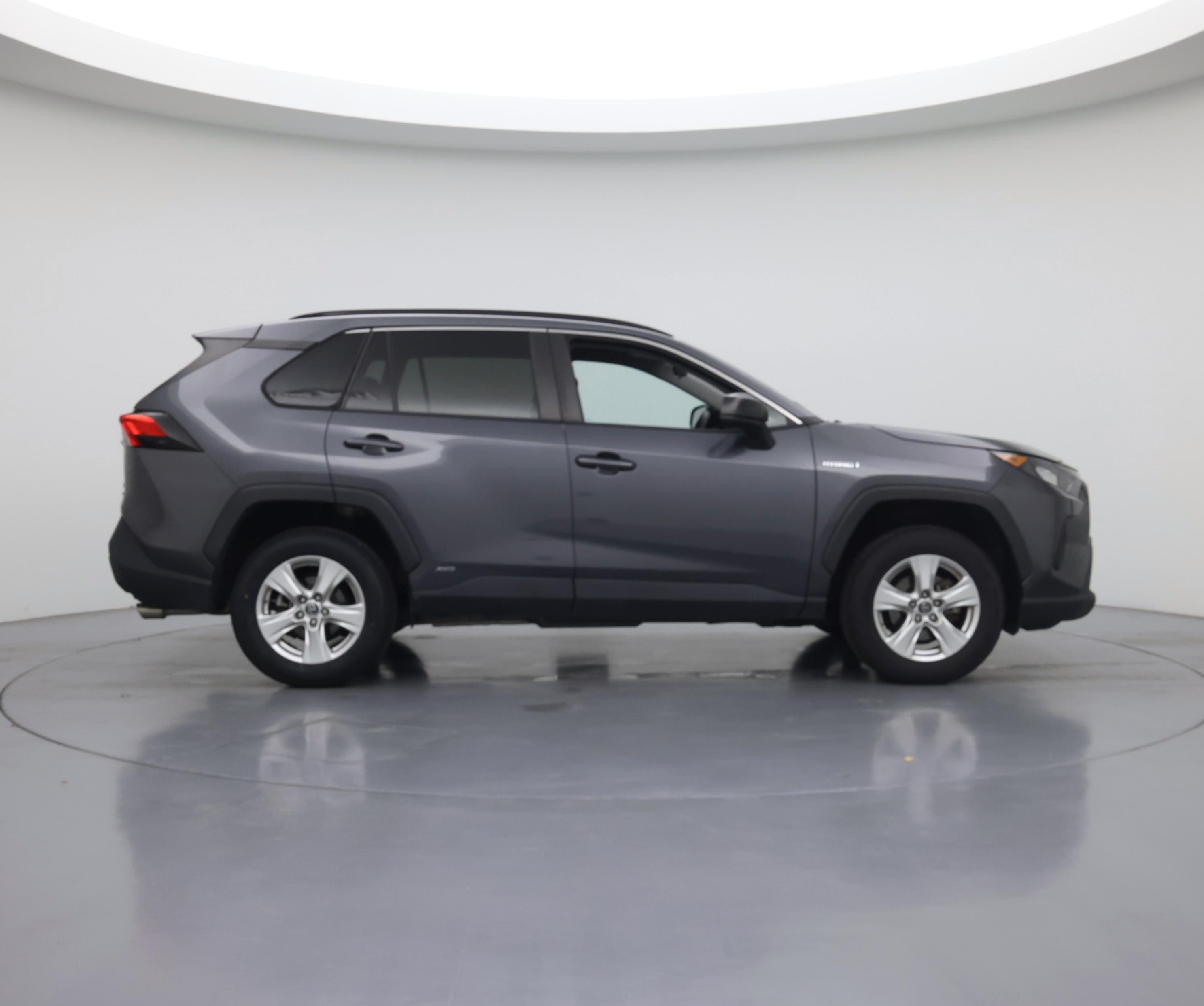 Thumbnail: 2021 Toyota RAV4 - 7