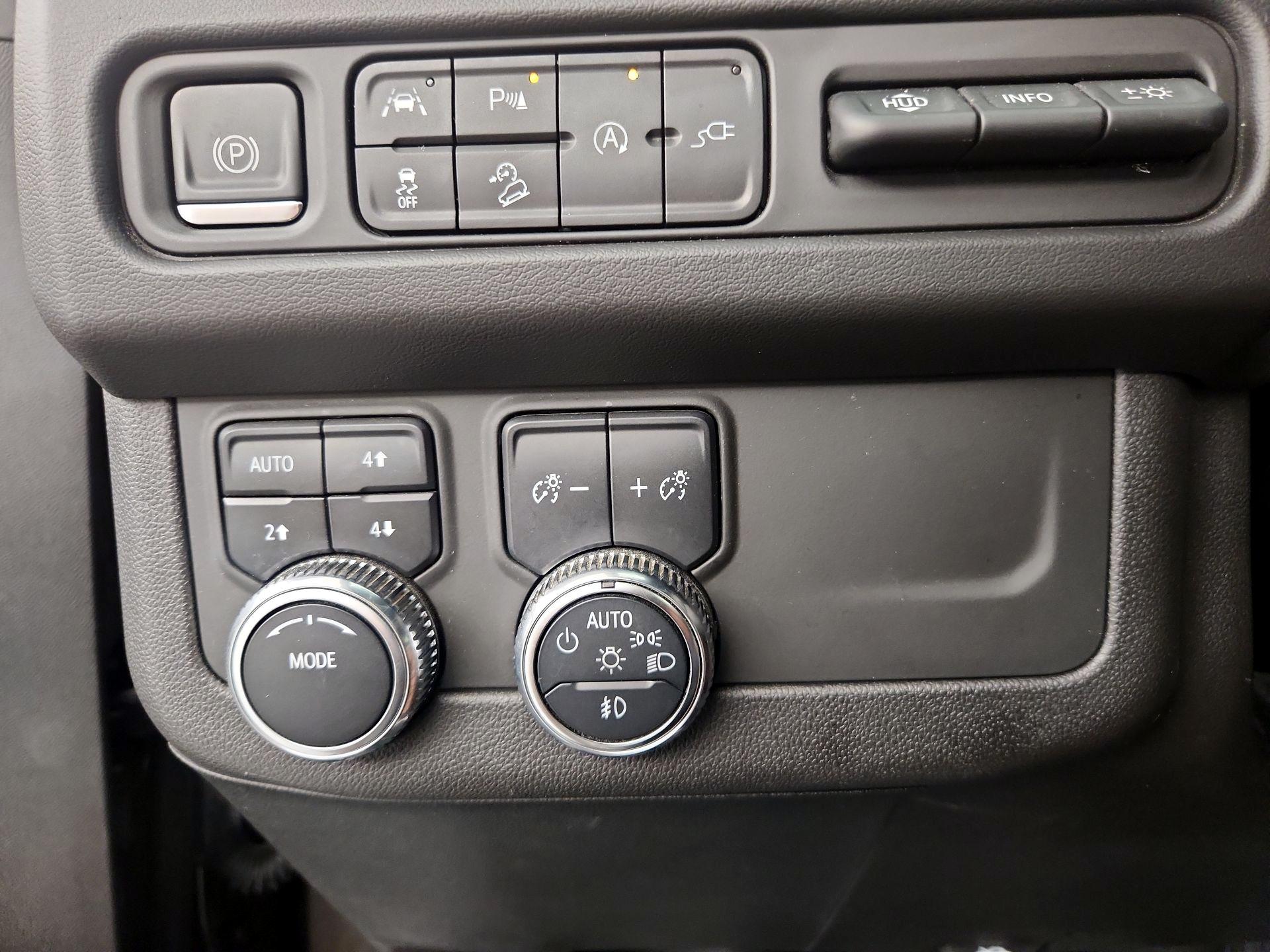 Thumbnail: 2021 GMC Yukon - 13