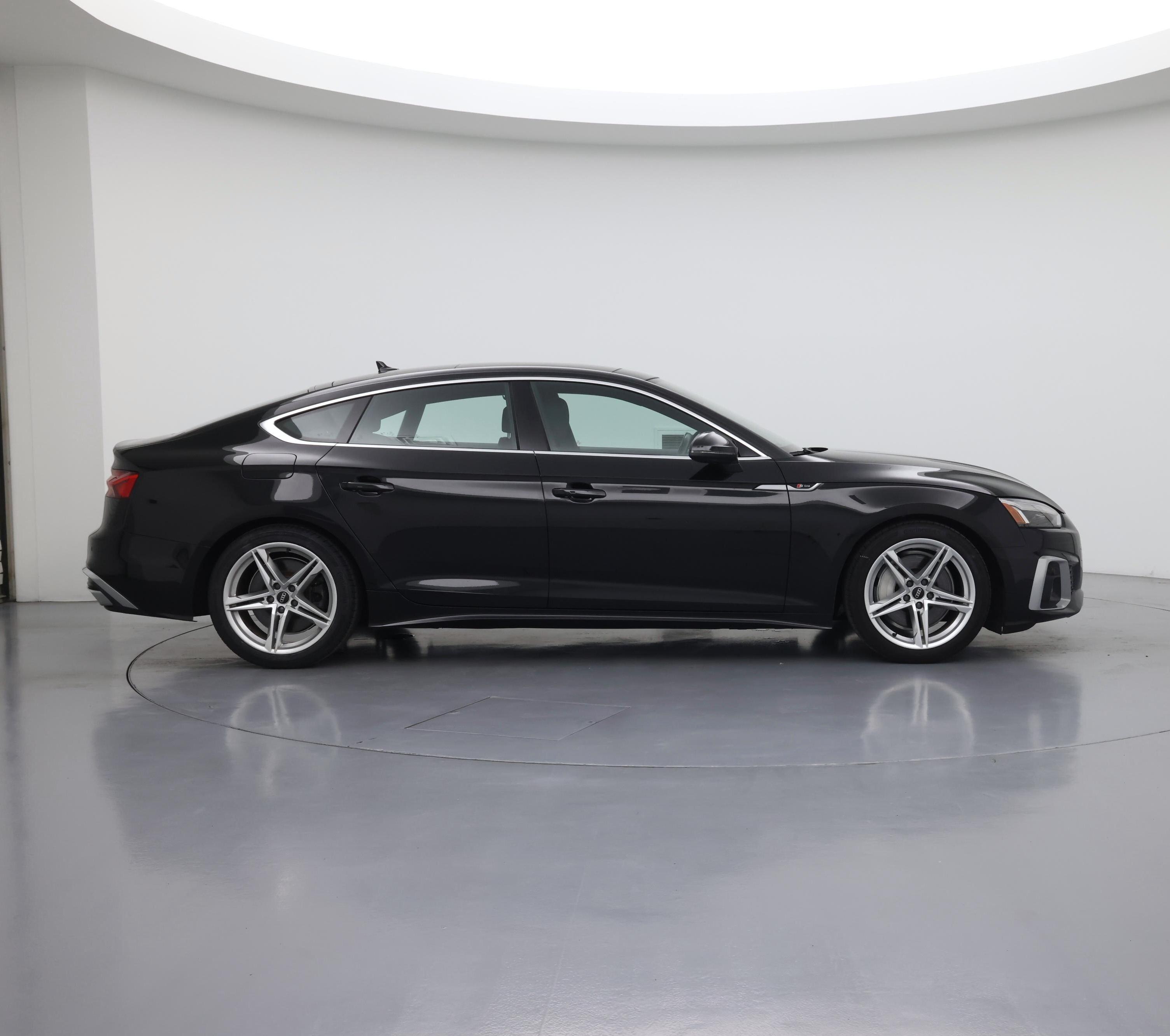 Thumbnail: 2022 Audi A5 - 7